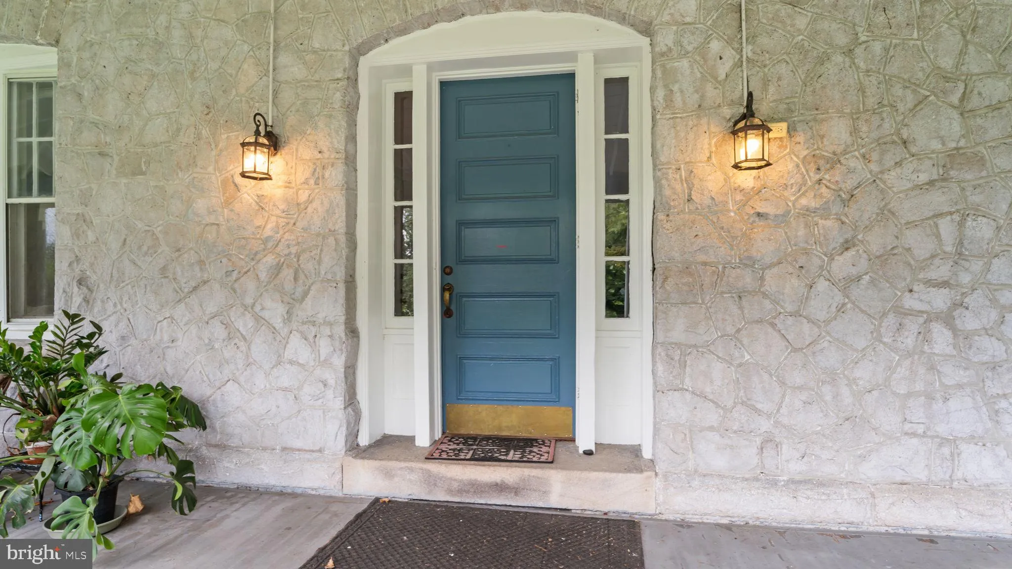 Yardley, Pennsylvania 19067, United States, 2 Bedrooms Bedrooms, ,1 BathroomBathrooms,Residential,Active,165377