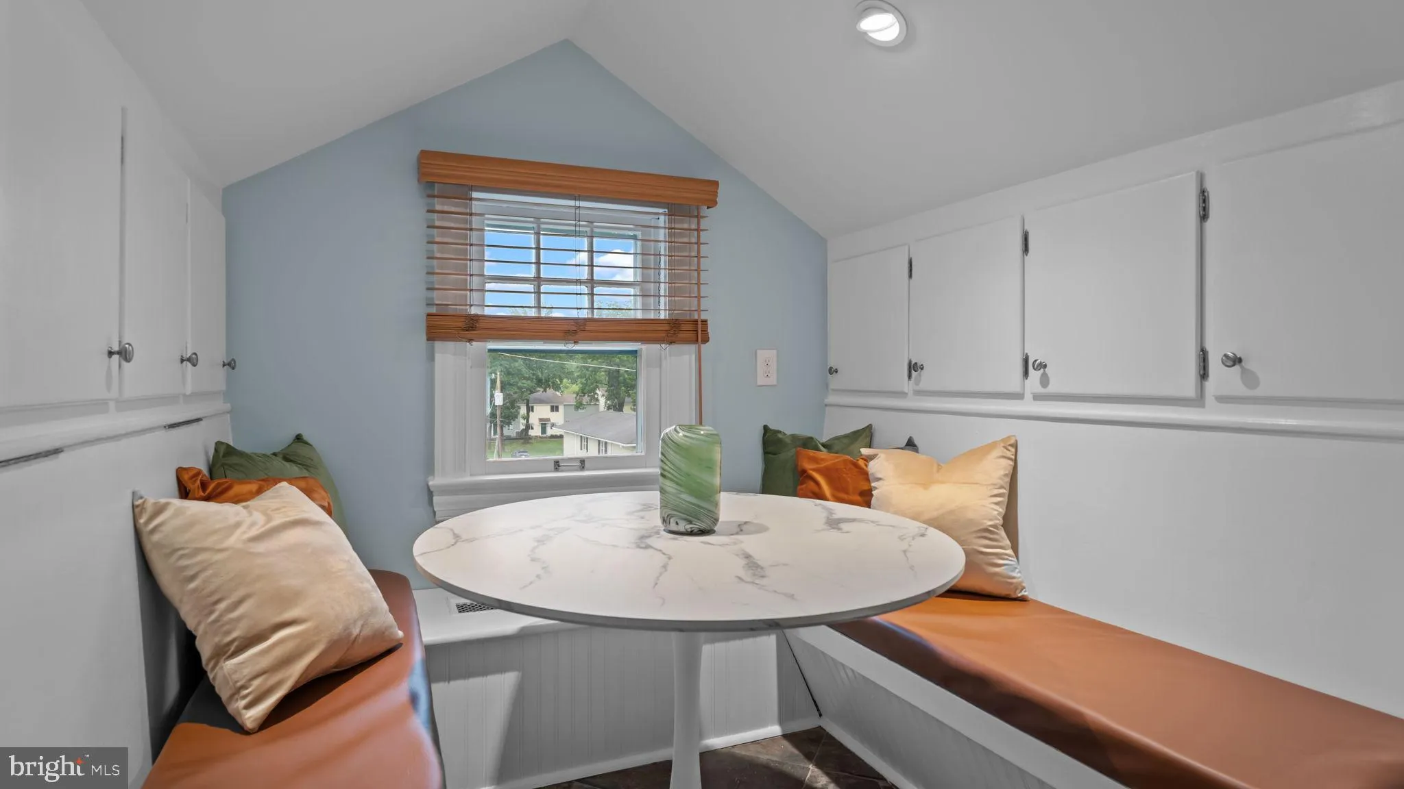 Yardley, Pennsylvania 19067, United States, 2 Bedrooms Bedrooms, ,1 BathroomBathrooms,Residential,Active,165377