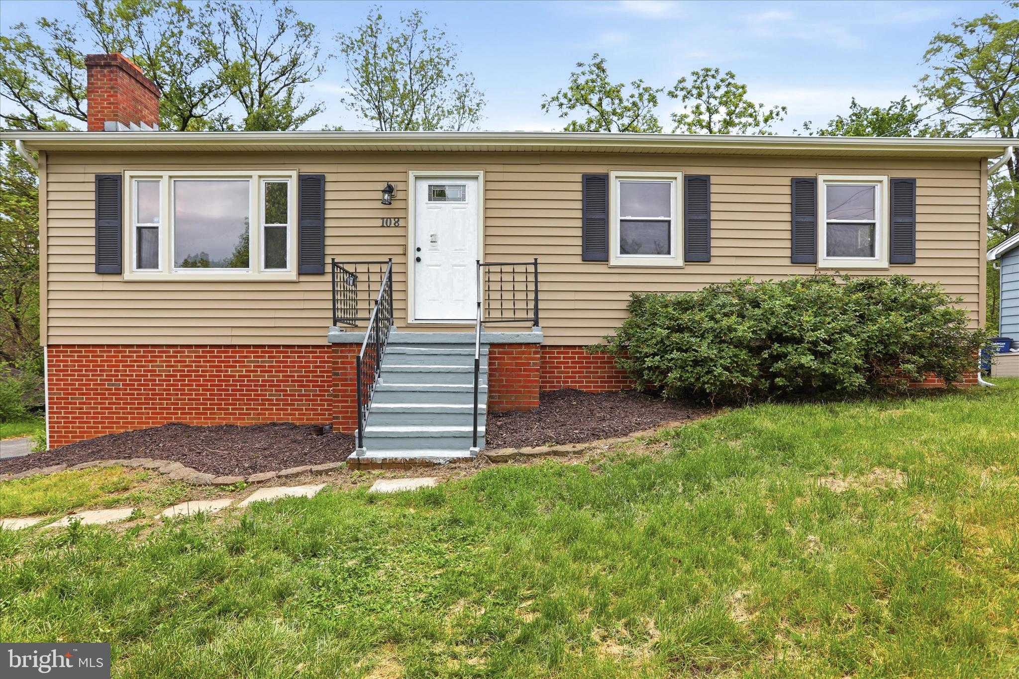 108 WILD ROSE CIRCLE