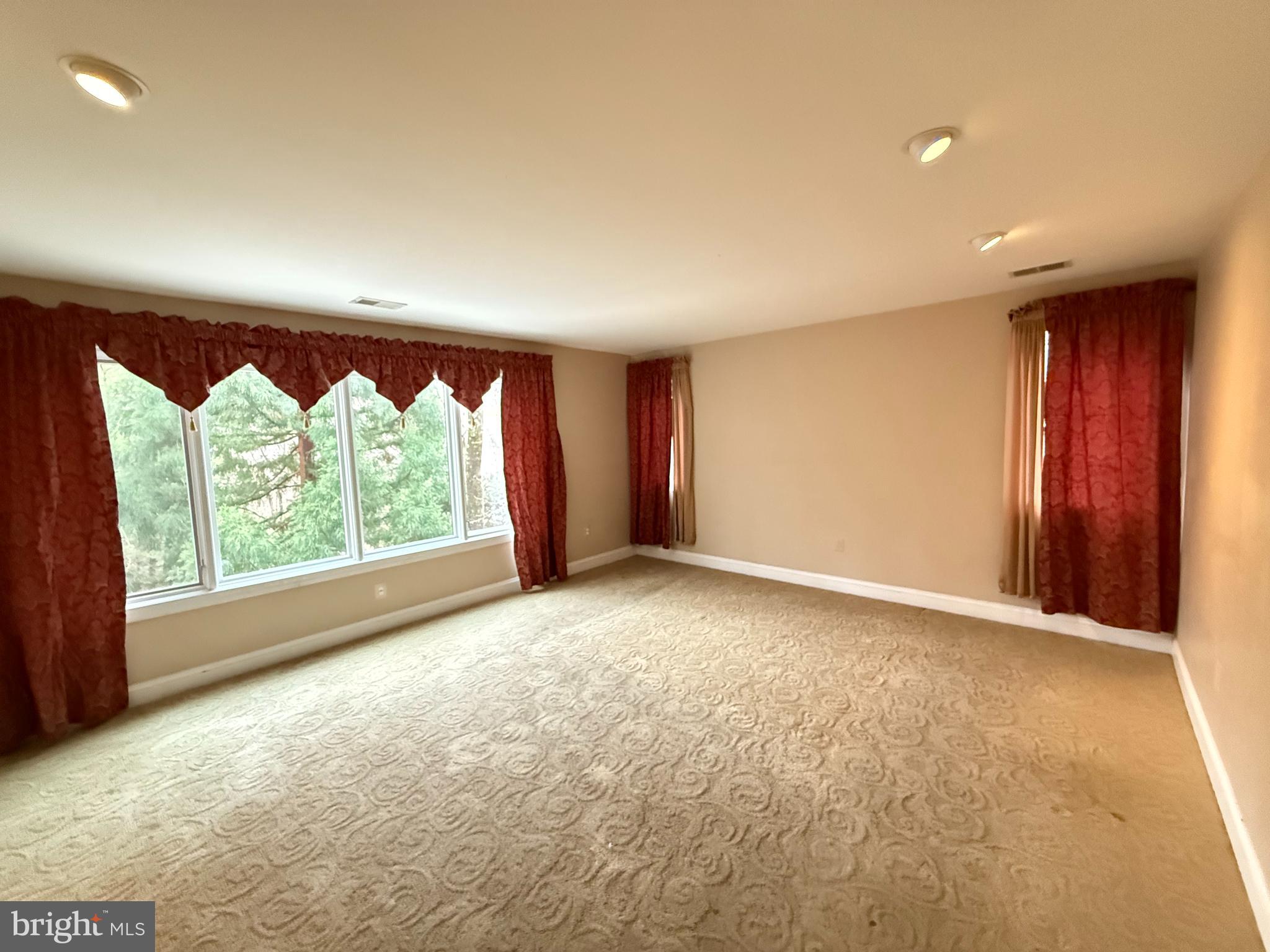 SYCAMORE SPRINGS - Residential