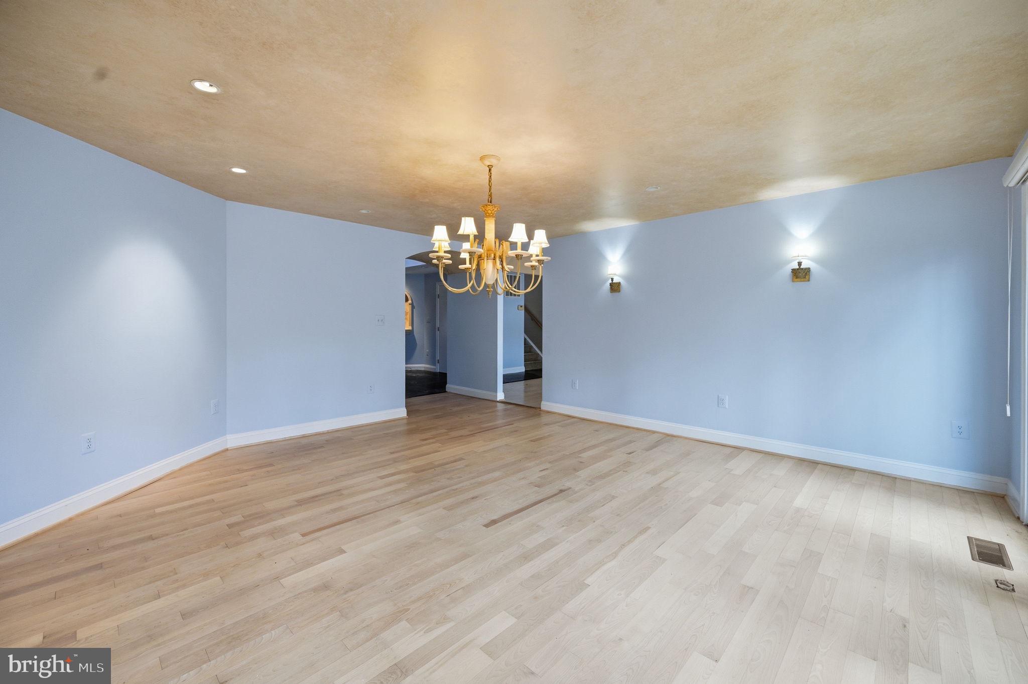 SYCAMORE SPRINGS - Residential