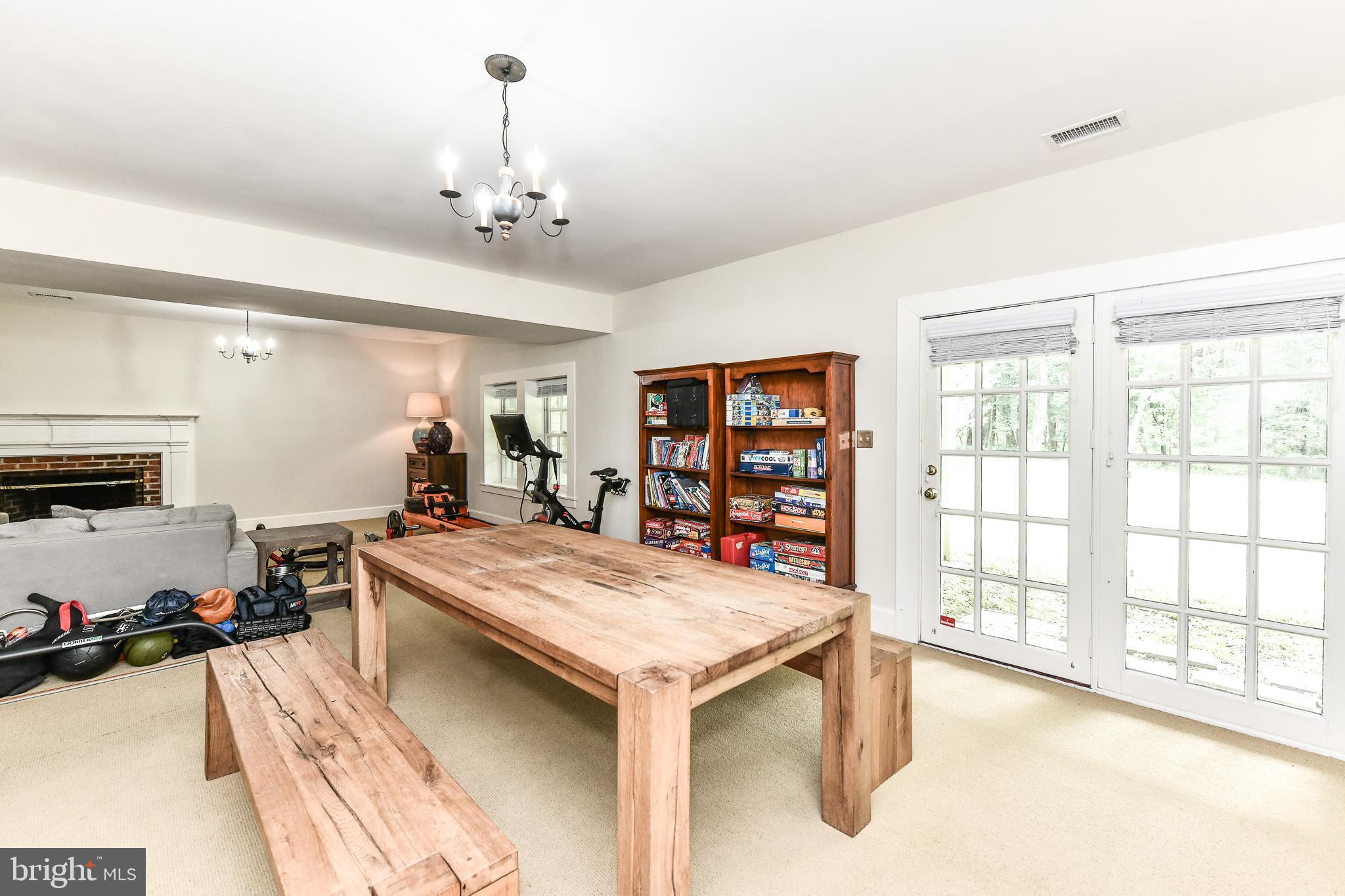 BELLE VIEW - Residential Lease