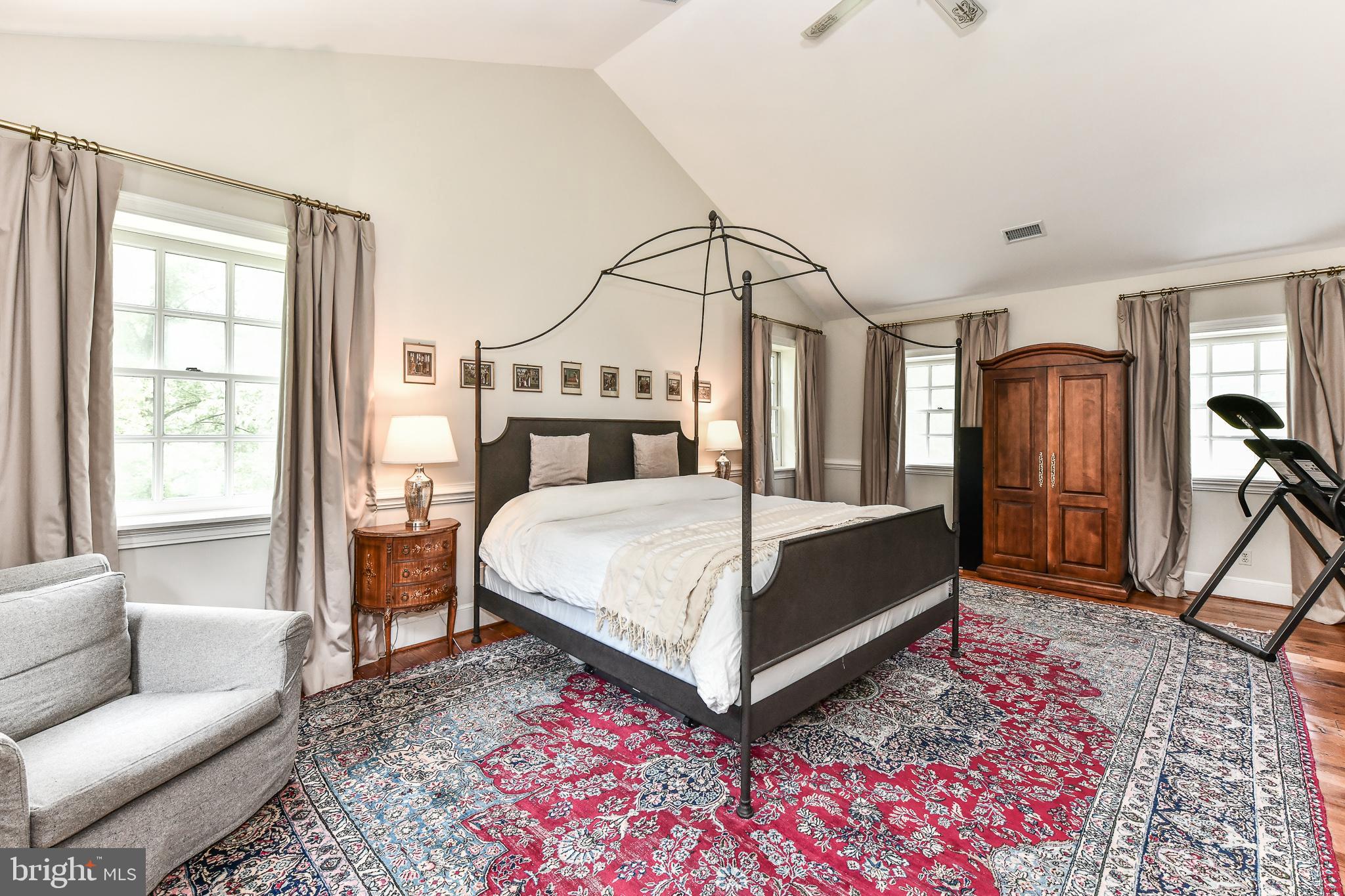 BELLE VIEW - Residential Lease