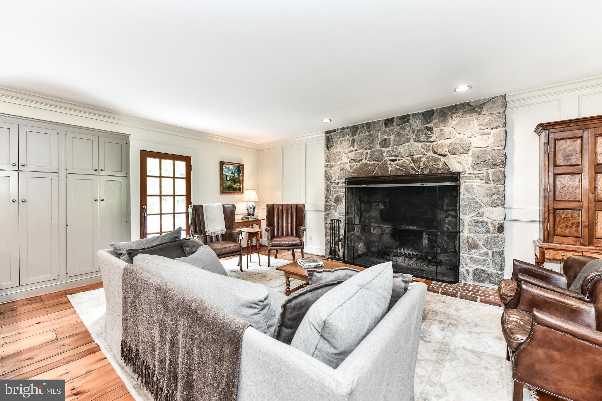 BELLE VIEW - Residential Lease