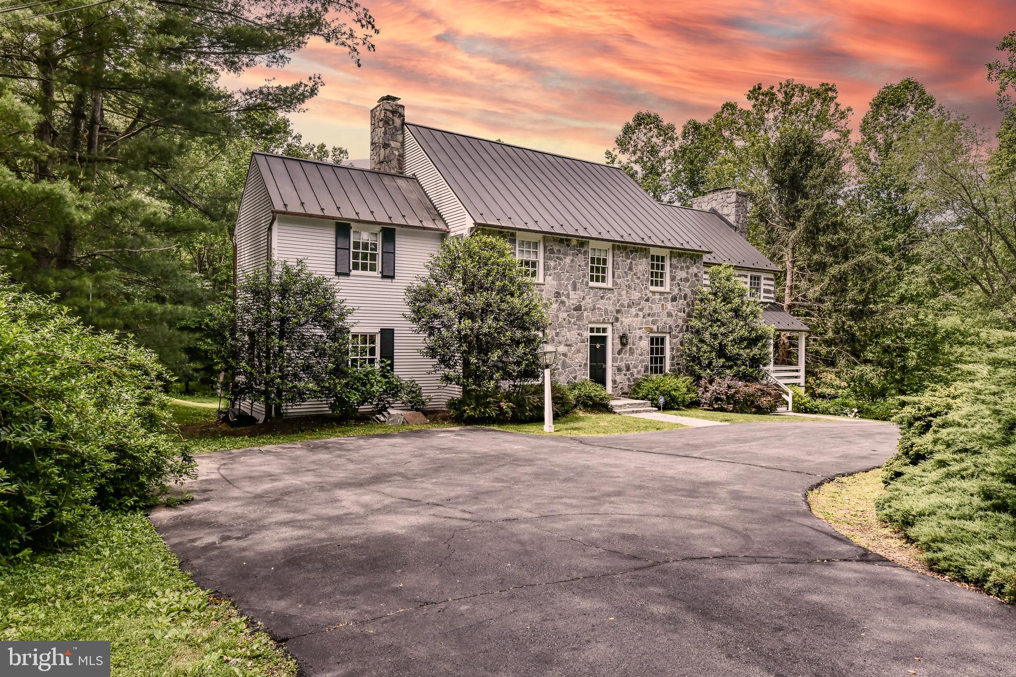 BELLE VIEW - Residential Lease