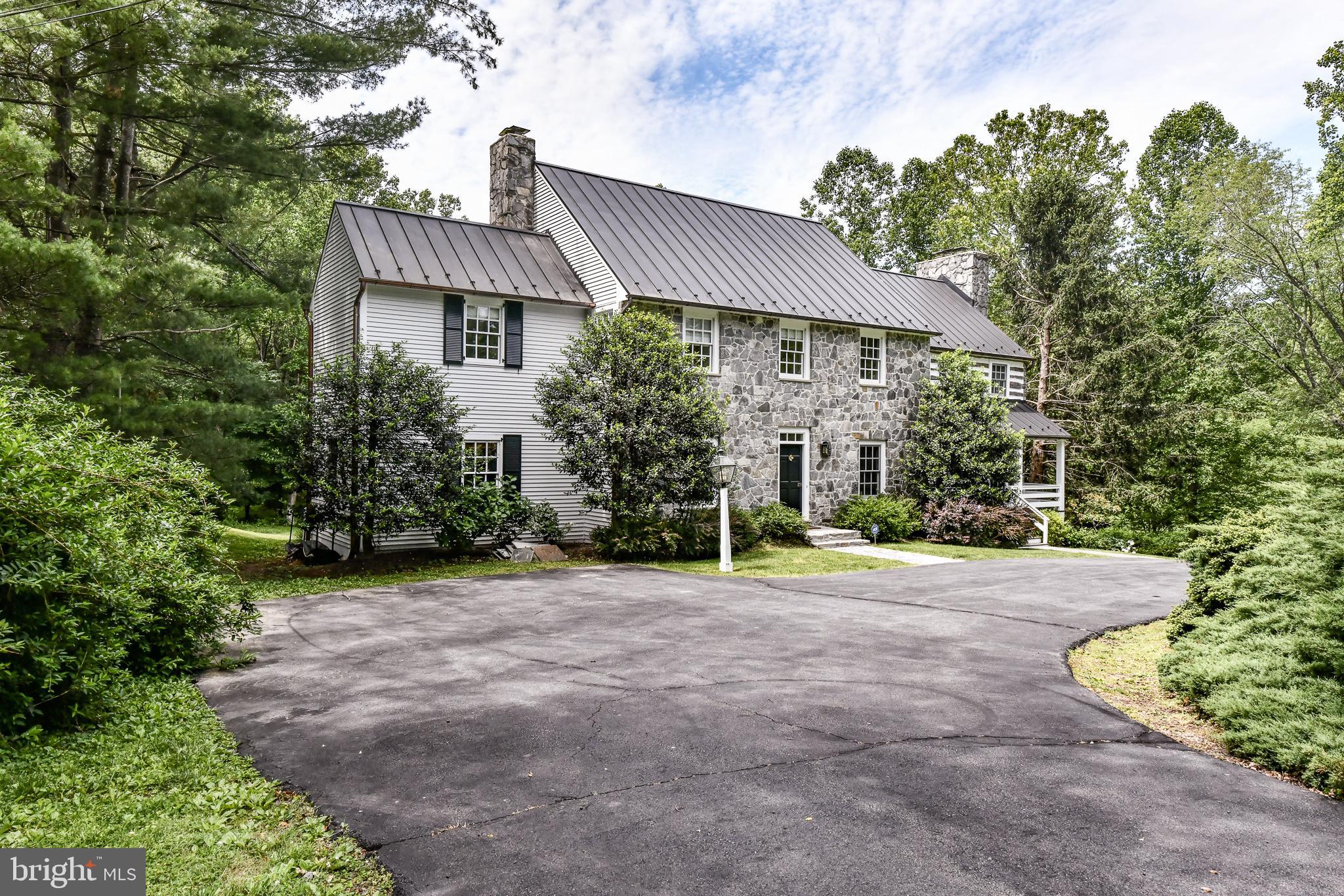 BELLE VIEW - Residential Lease