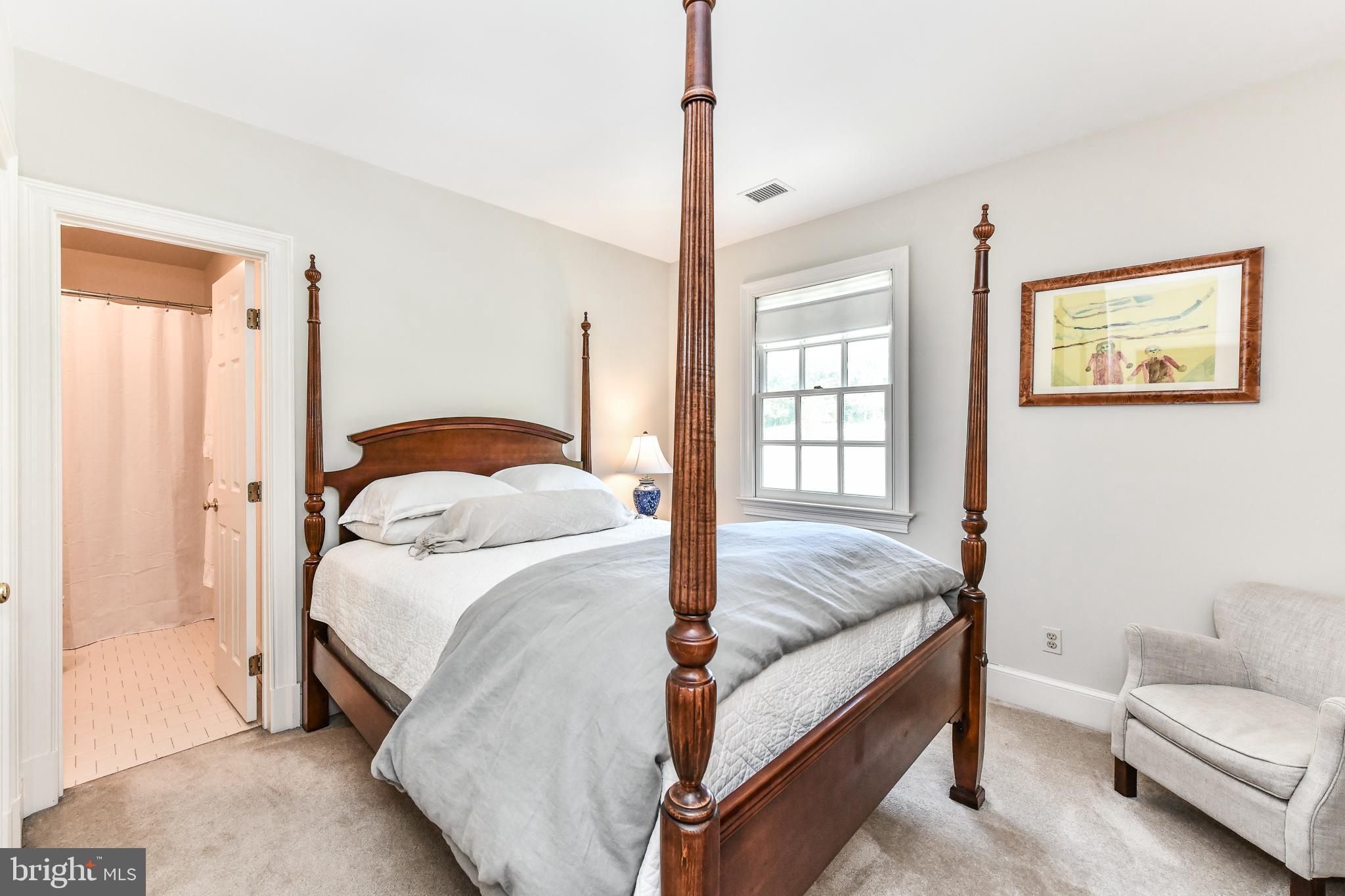 BELLE VIEW - Residential Lease