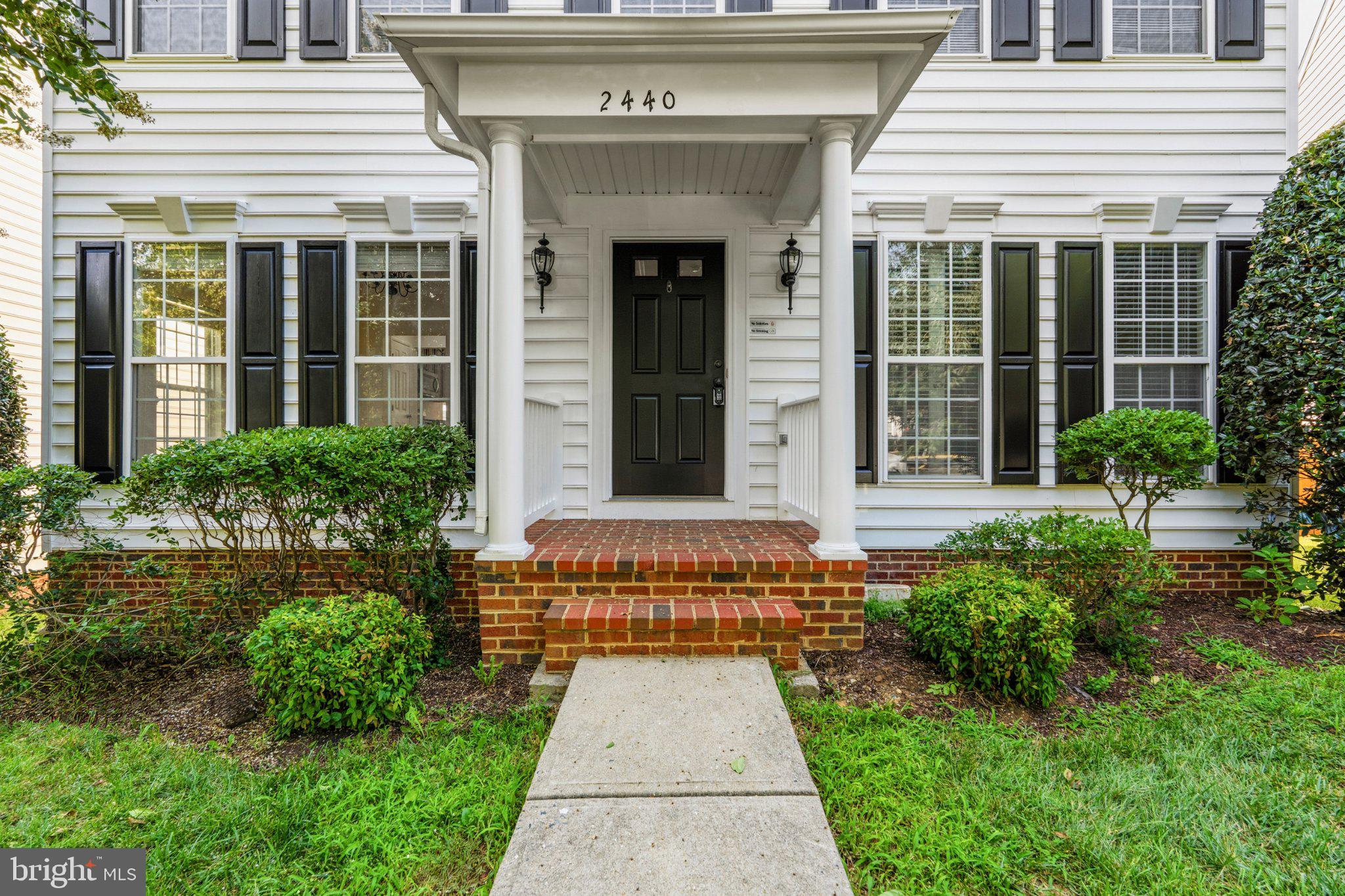 2440 FIVE FATHOM CIRCLE