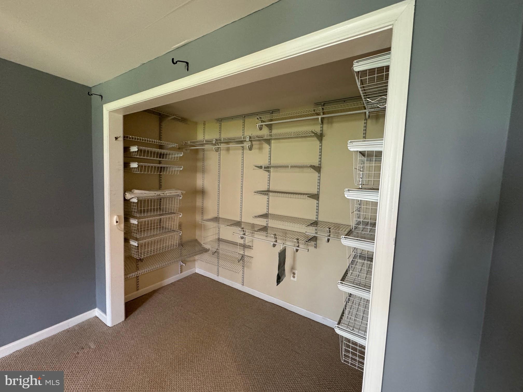 WESTLAKE - Residential Lease