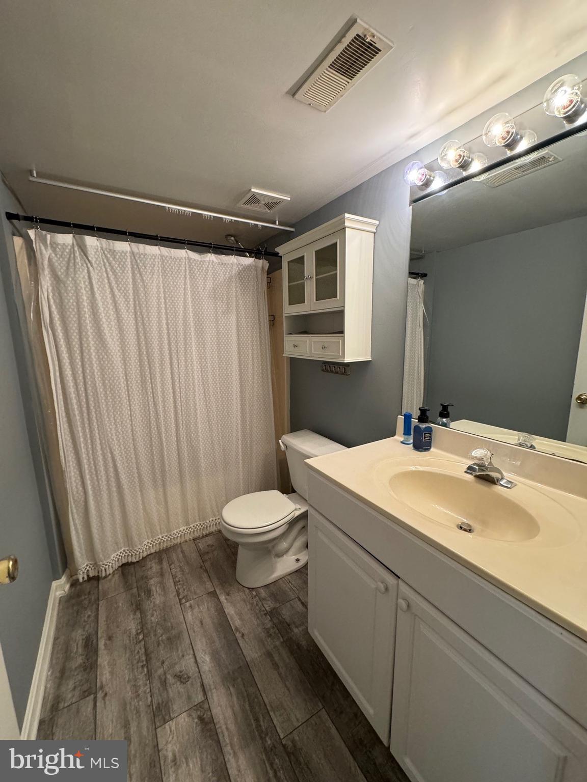 WESTLAKE - Residential Lease