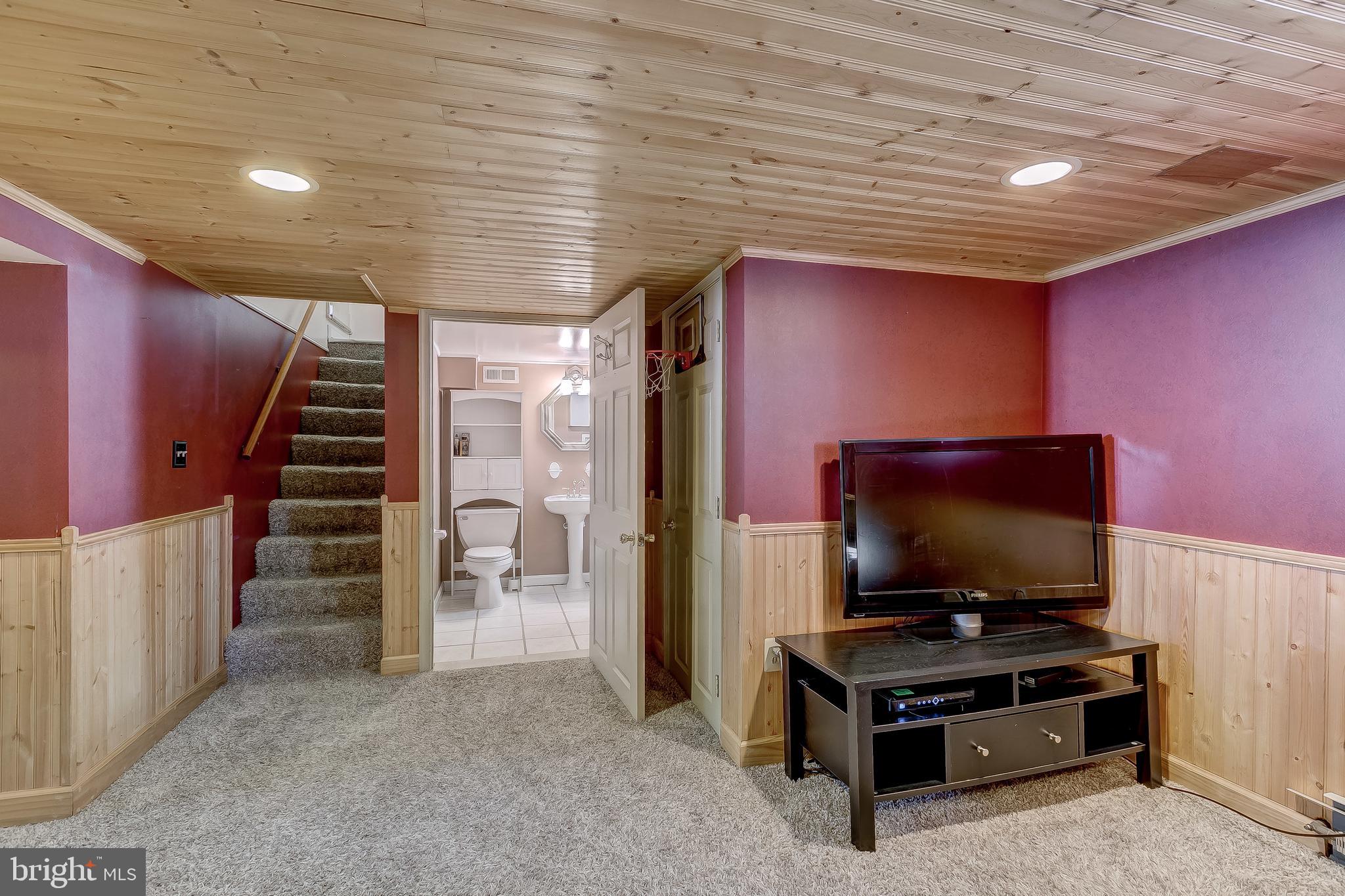 PARKVILLE - Residential