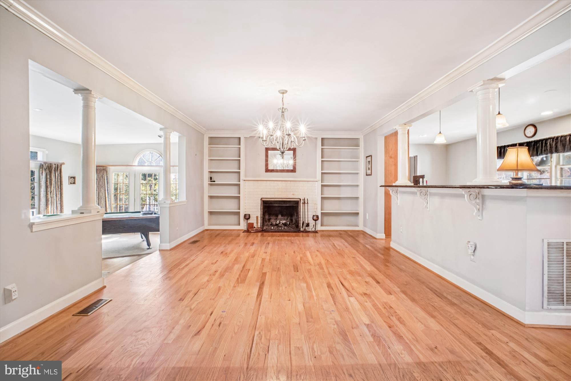 FIVE OAKS - Residential