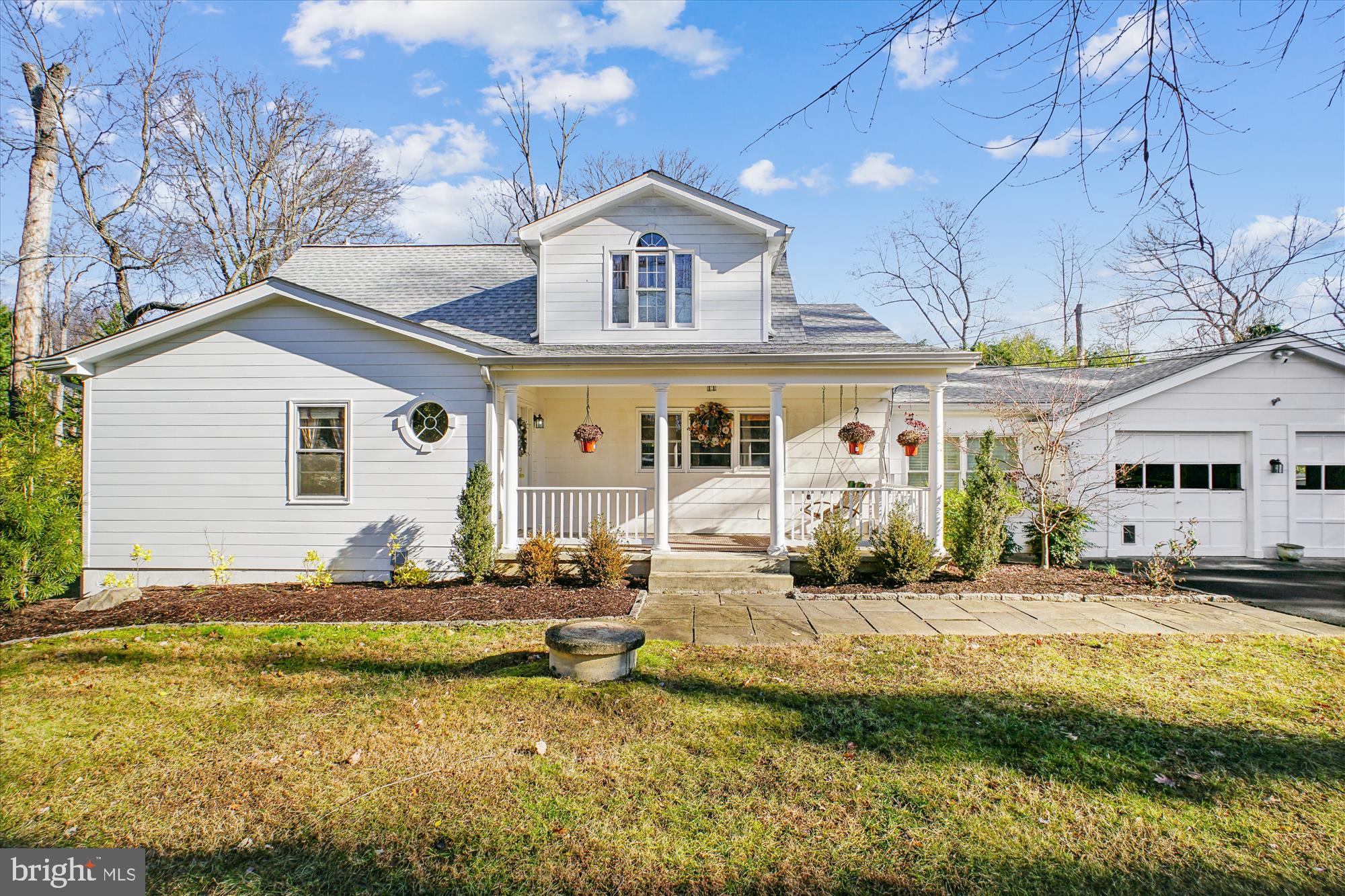 FIVE OAKS - Residential