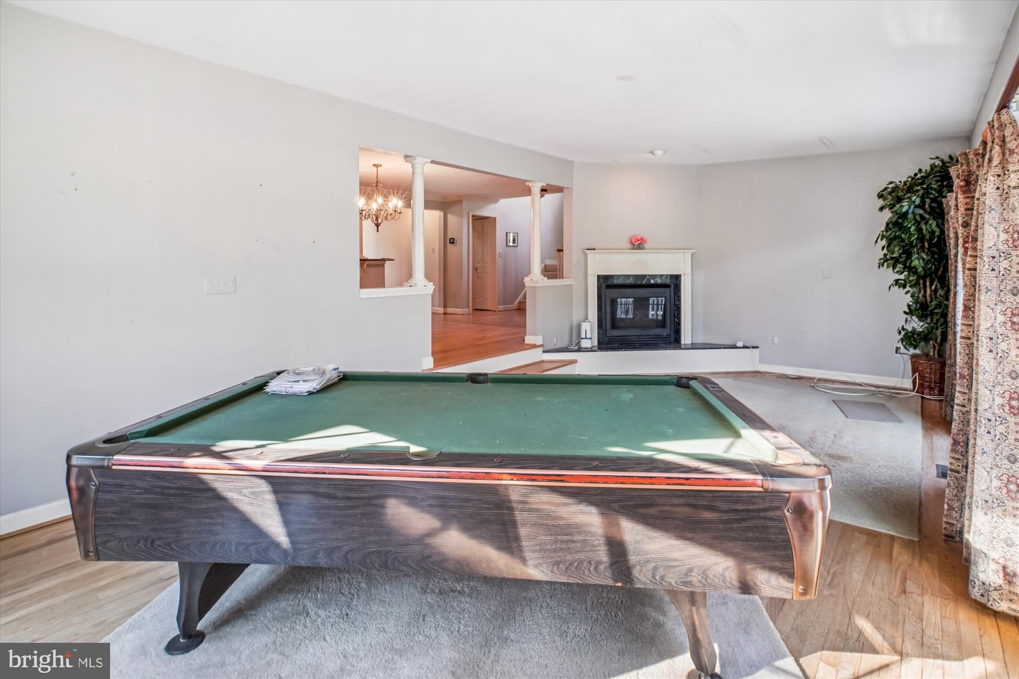 FIVE OAKS - Residential