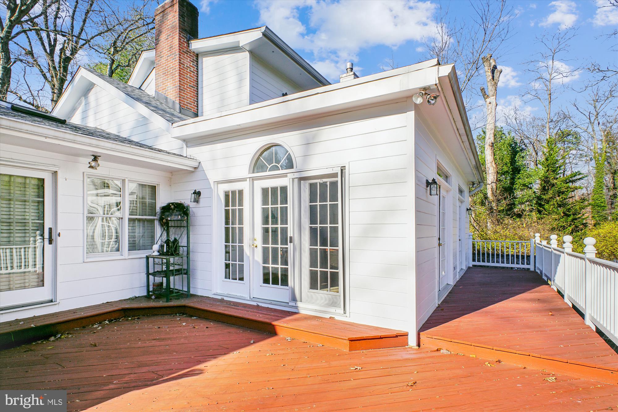 FIVE OAKS - Residential