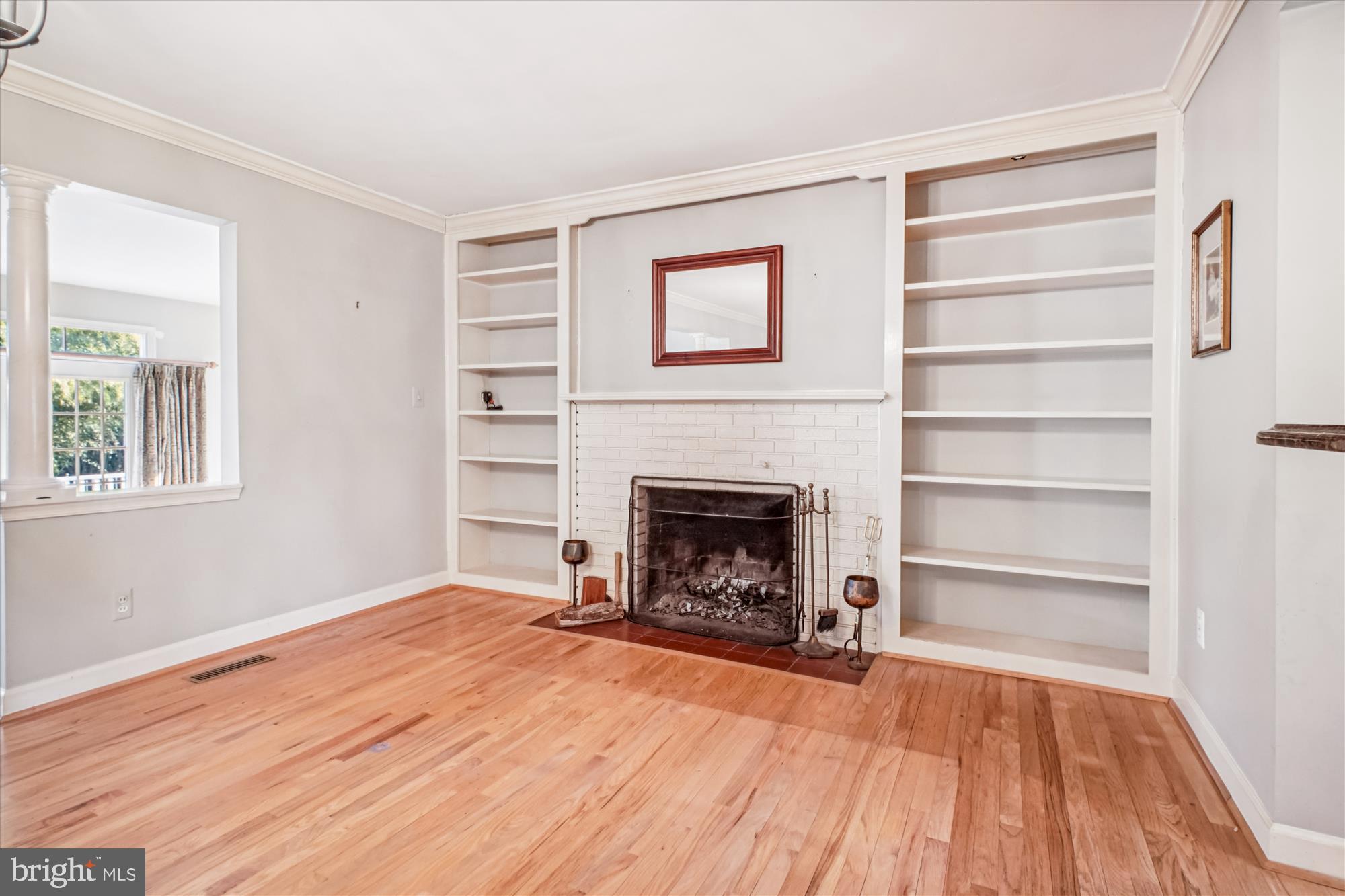 FIVE OAKS - Residential