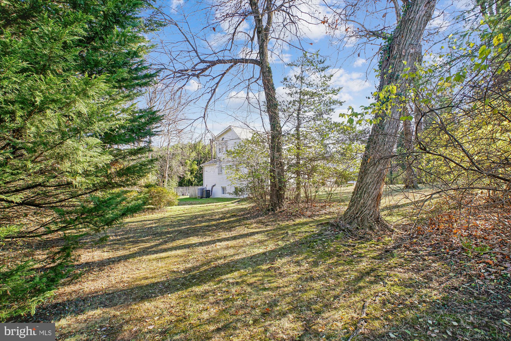 FIVE OAKS - Residential