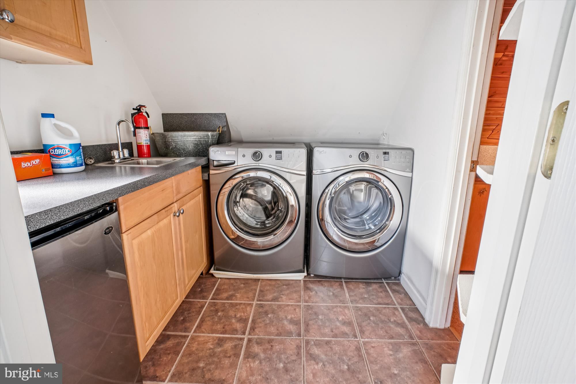 FIVE OAKS - Residential