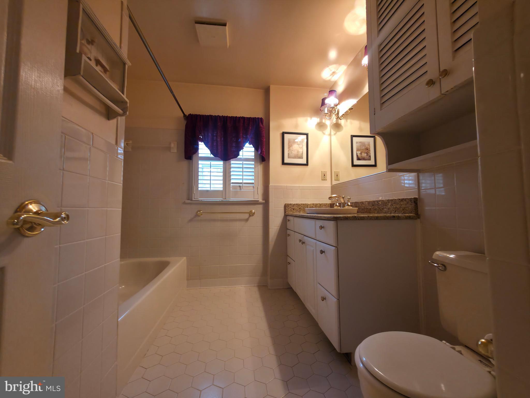 FIVE OAKS - Residential