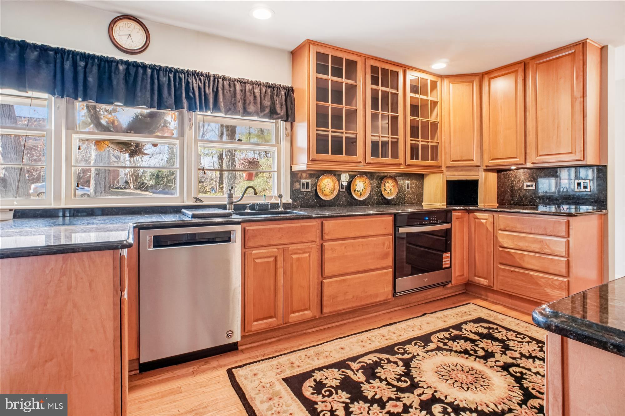 FIVE OAKS - Residential