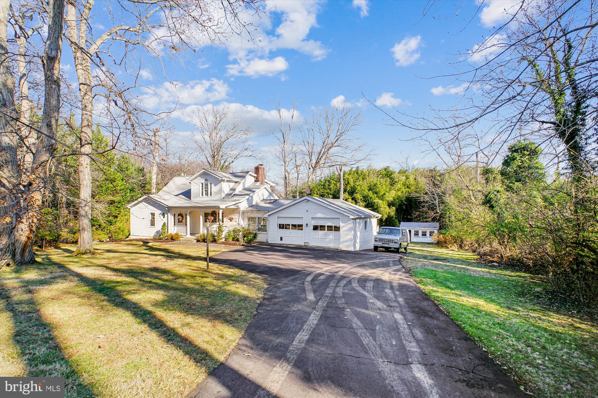 FIVE OAKS - Residential