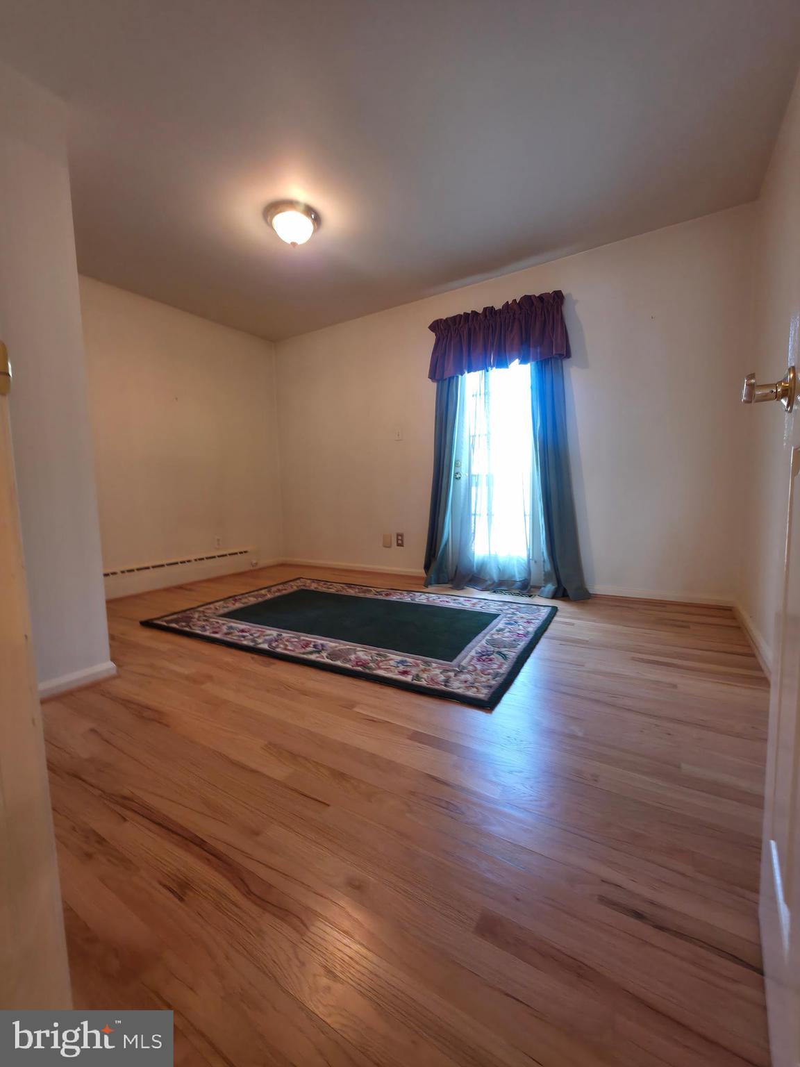 FIVE OAKS - Residential