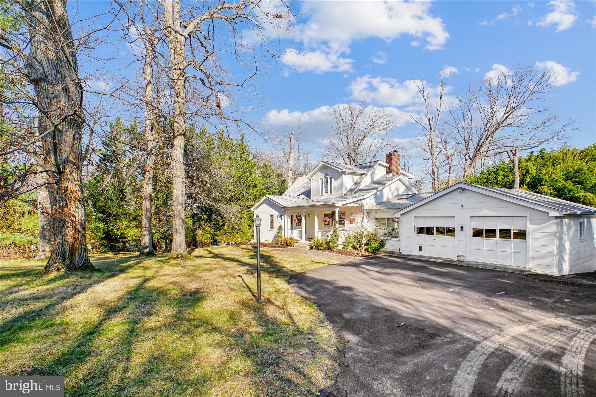 FIVE OAKS - Residential