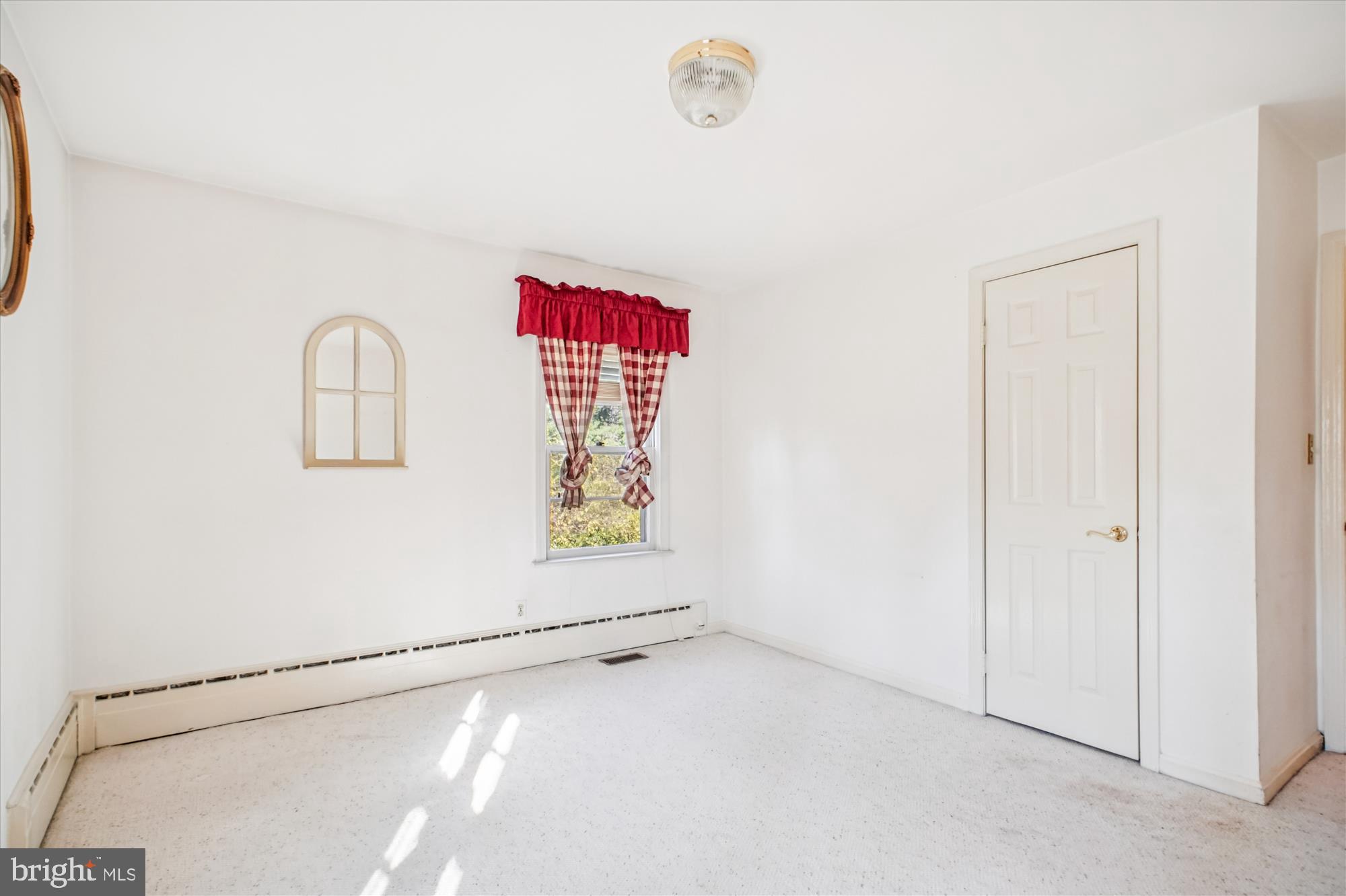 FIVE OAKS - Residential