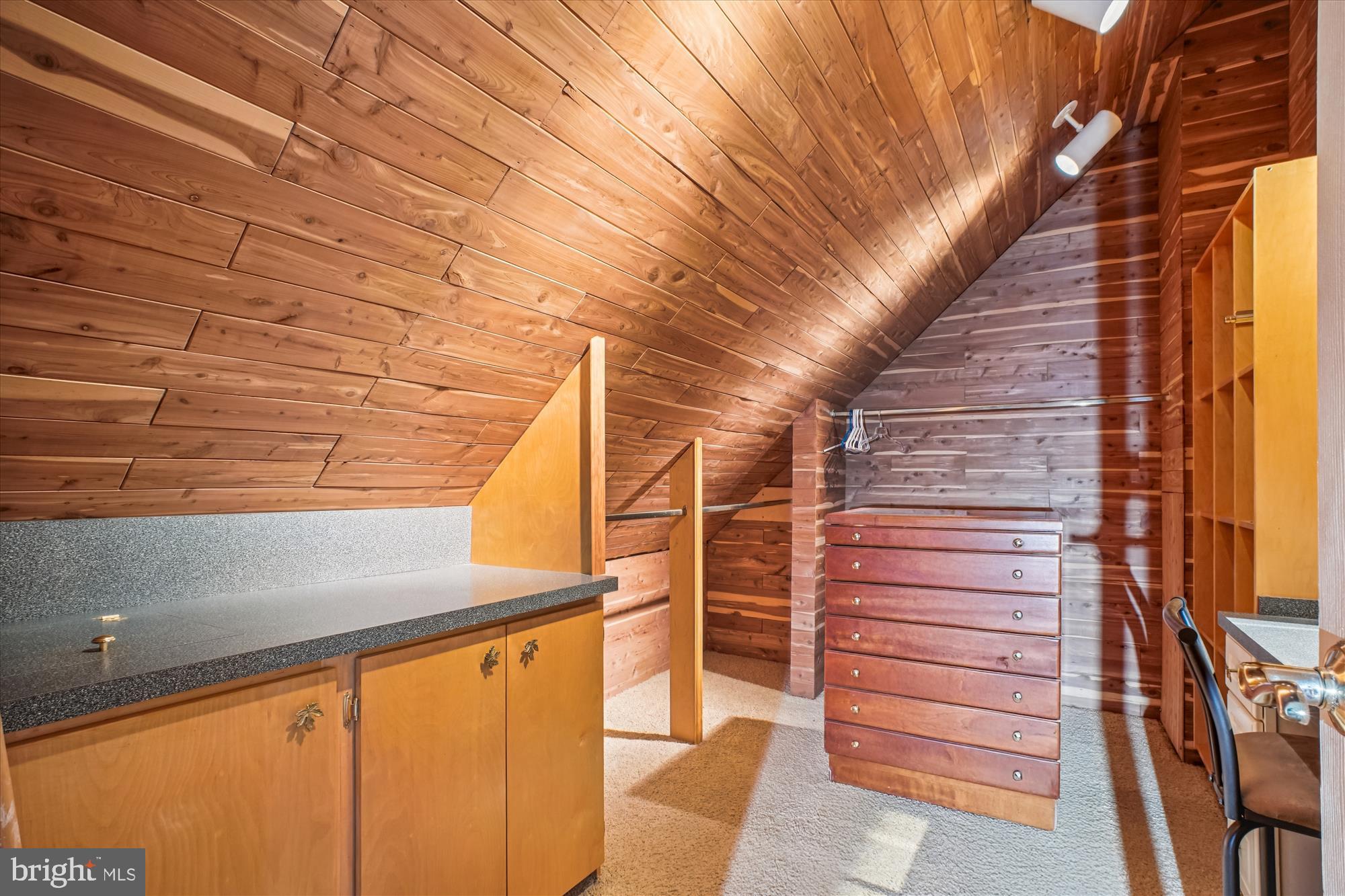 FIVE OAKS - Residential