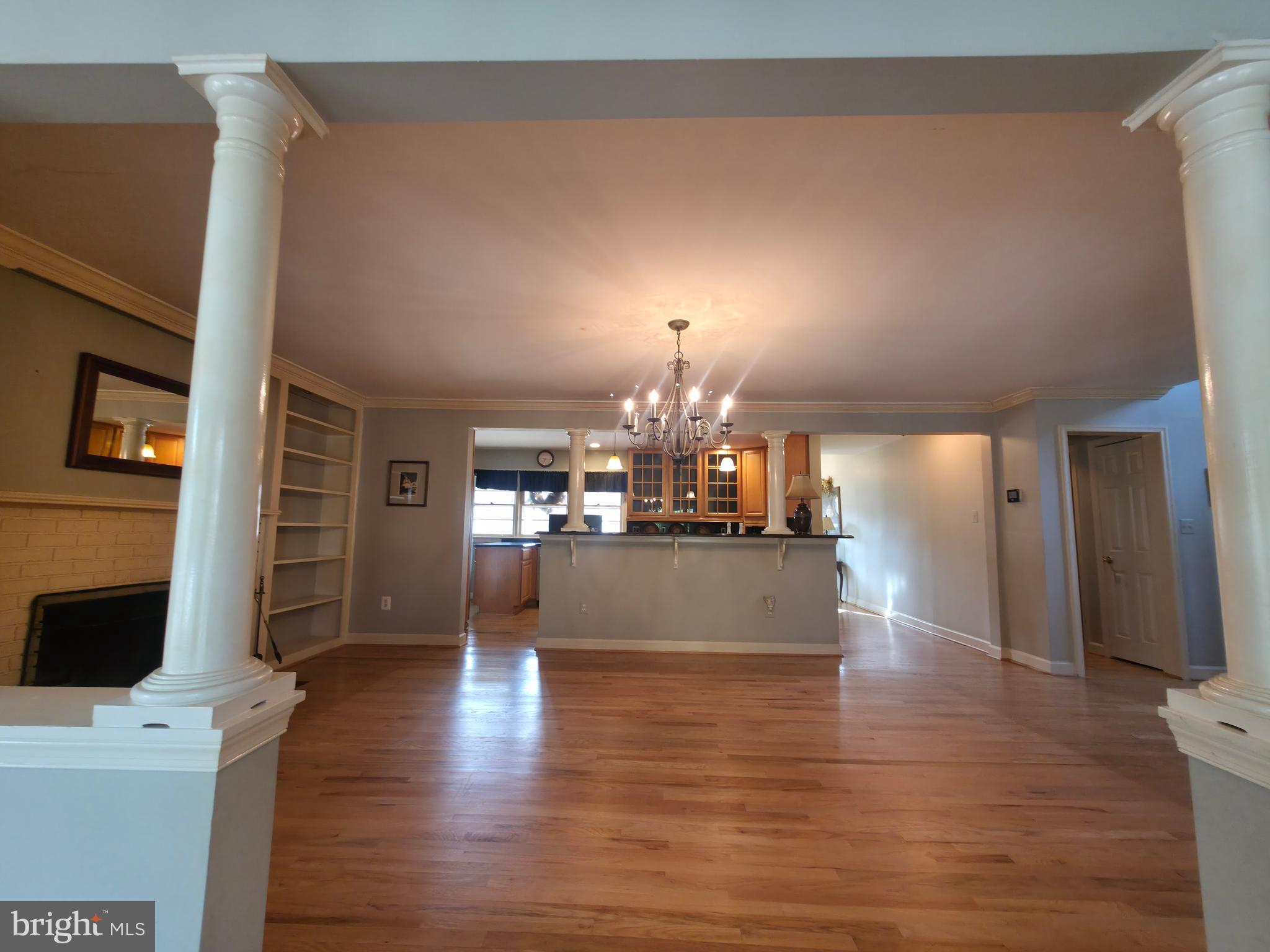 FIVE OAKS - Residential