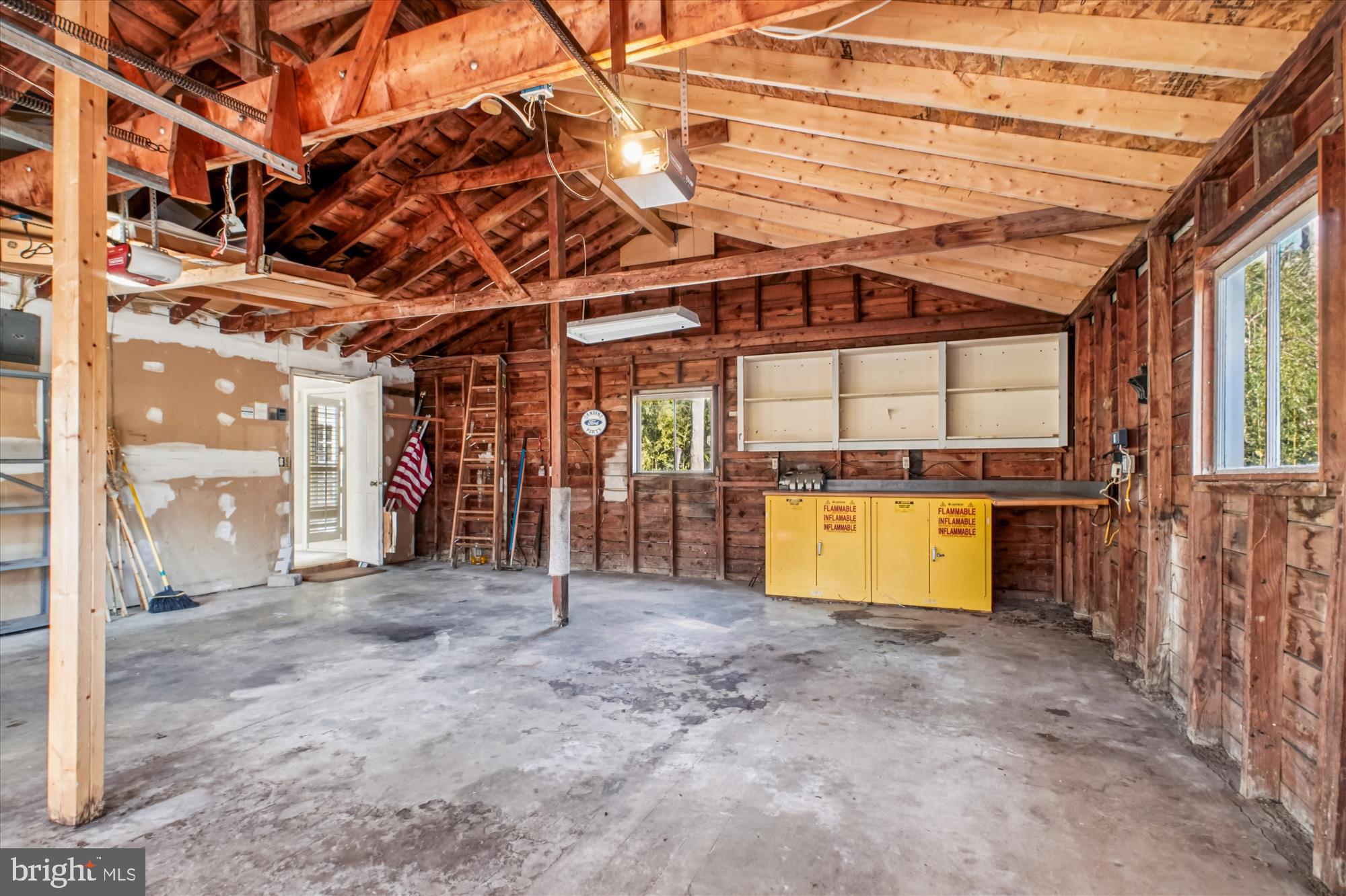 FIVE OAKS - Residential