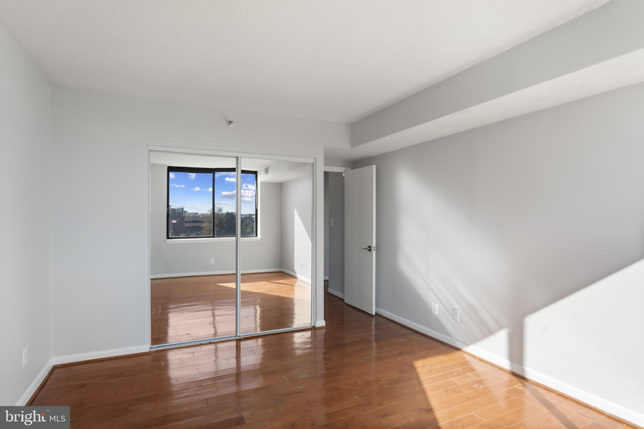 SKYLINE HOUSE - Residential Lease