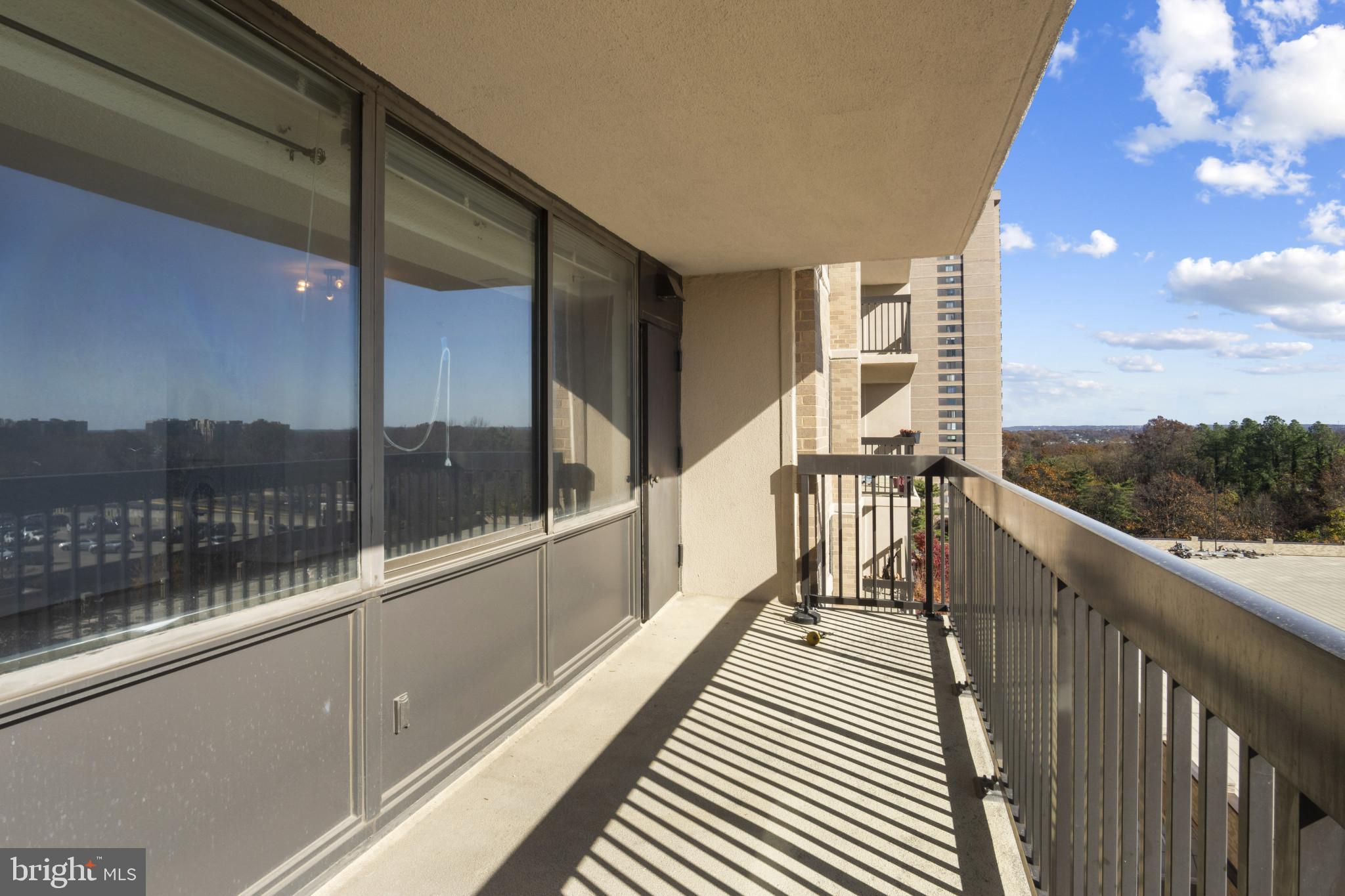 SKYLINE HOUSE - Residential Lease