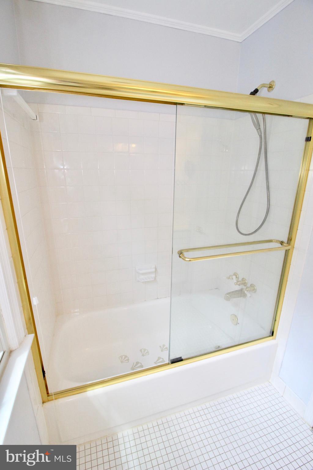 CHELMSFORD - Residential Lease