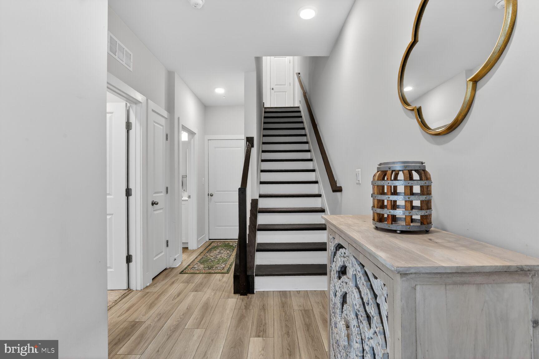 LOCKE LANDING - Residential