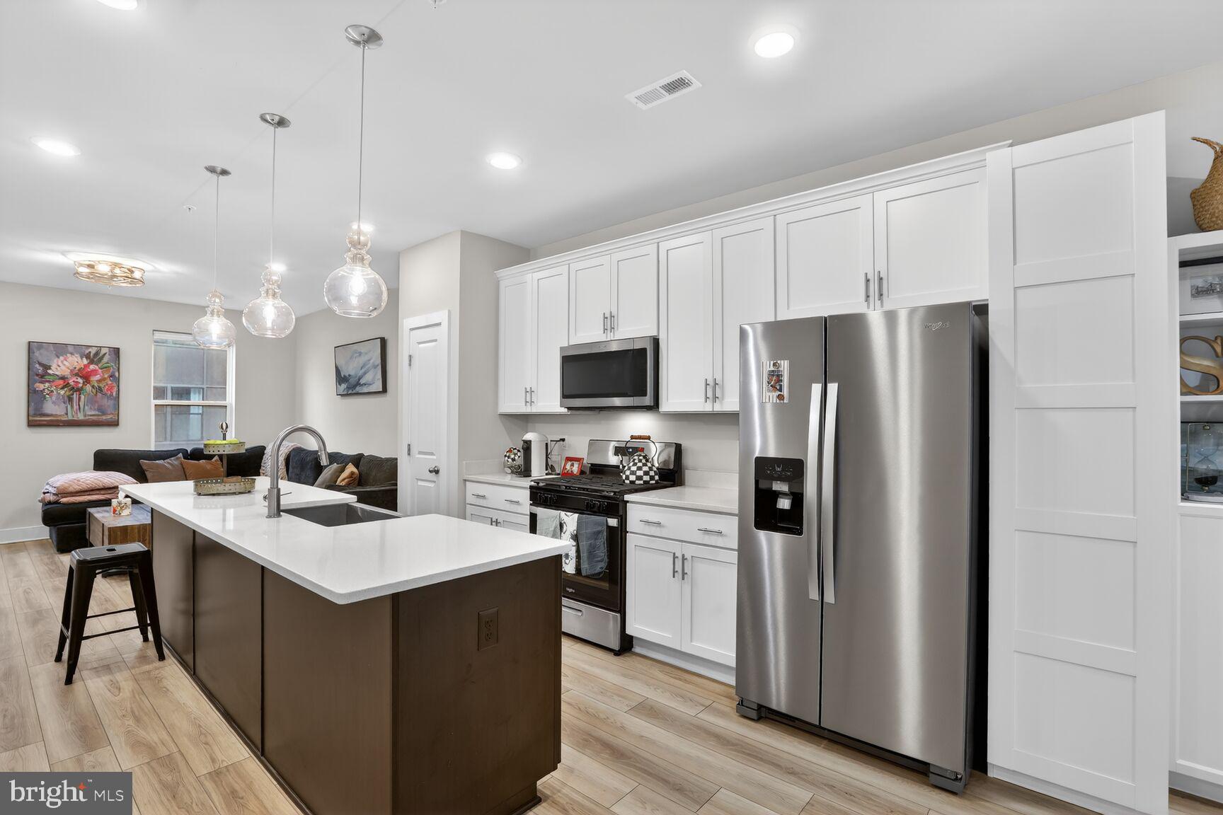 LOCKE LANDING - Residential