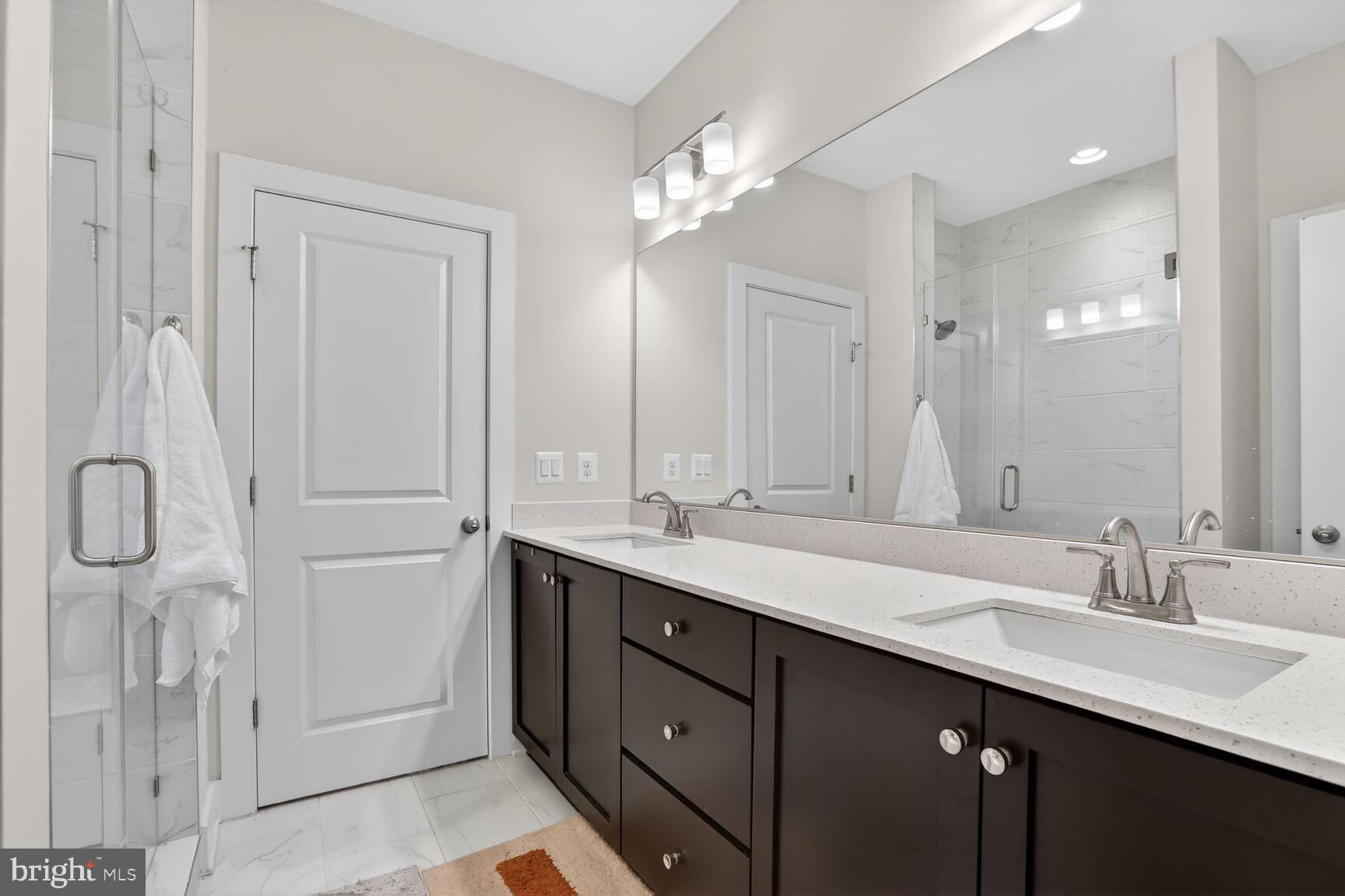 LOCKE LANDING - Residential