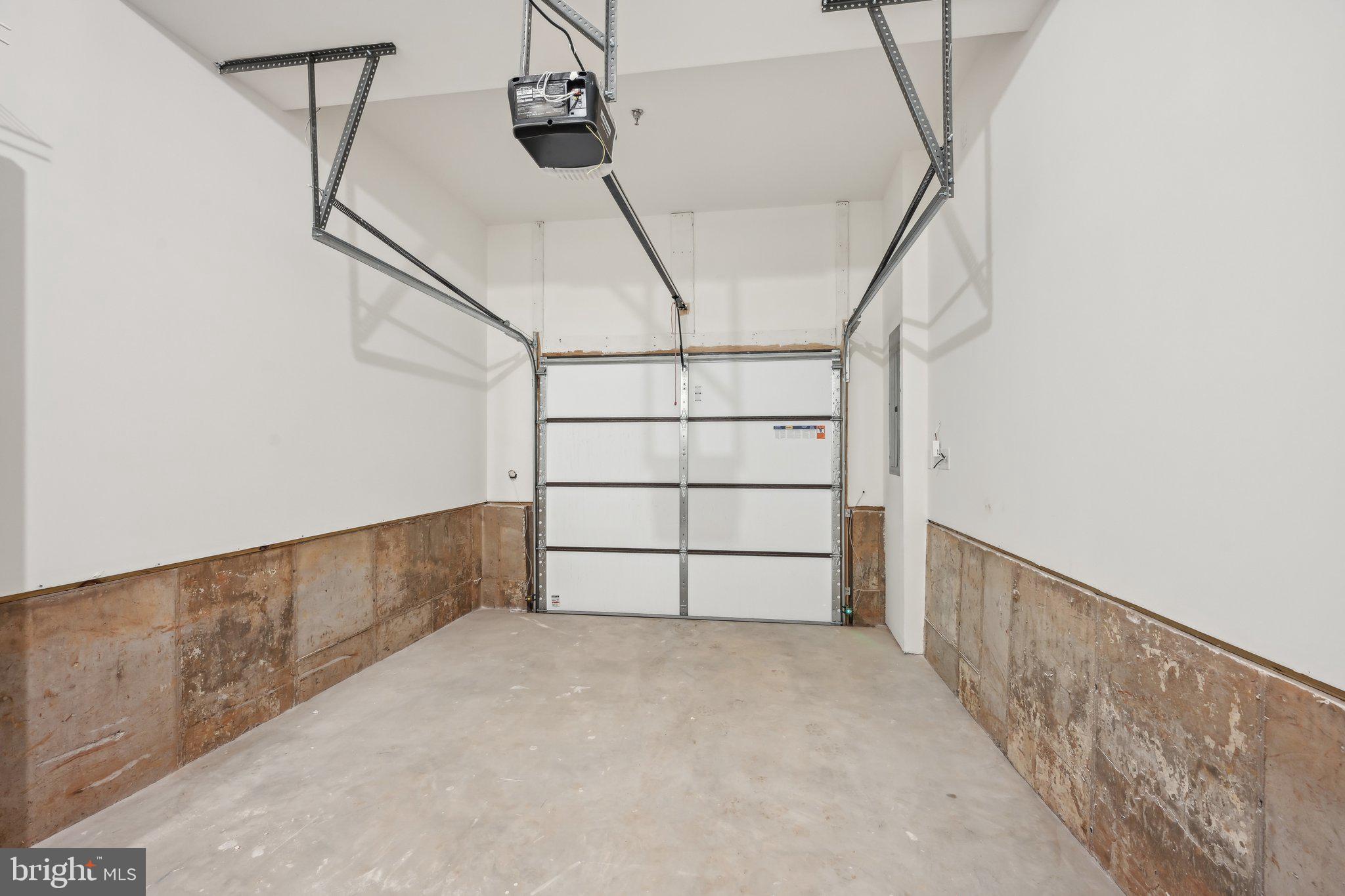 ARBOR PLACE - Residential