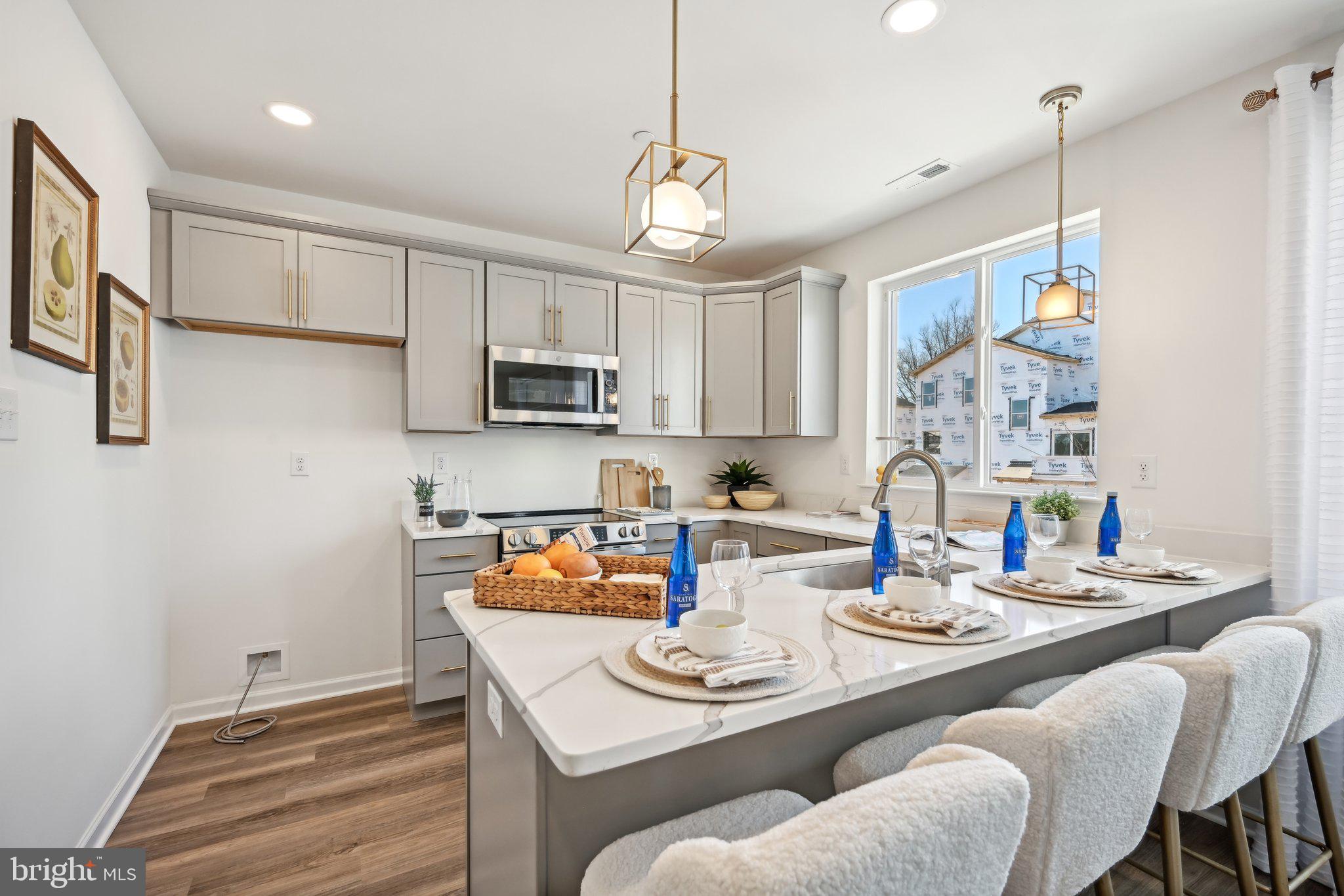 ARBOR PLACE - Residential