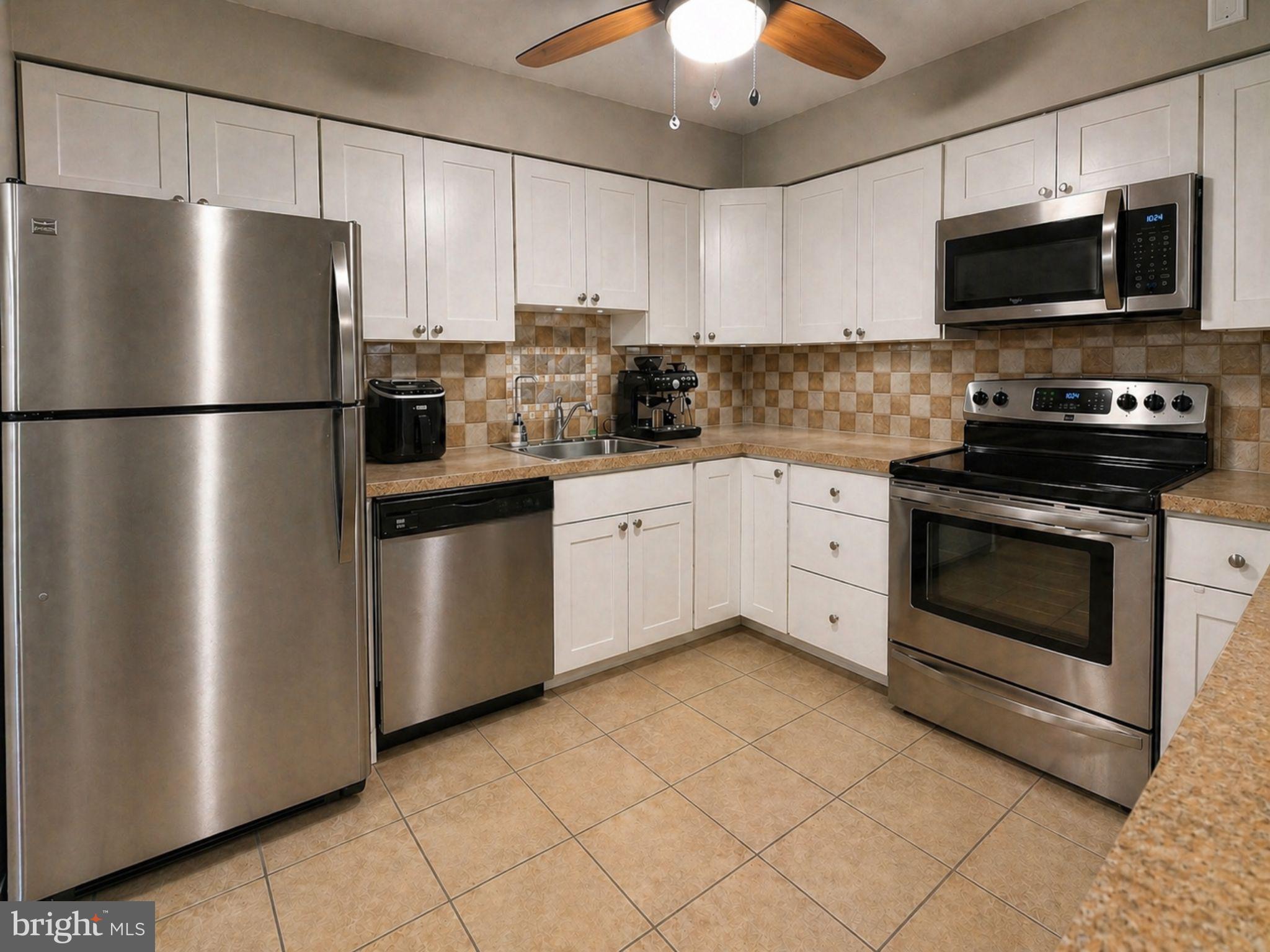 7 ROCKFORD ROAD UNIT F1