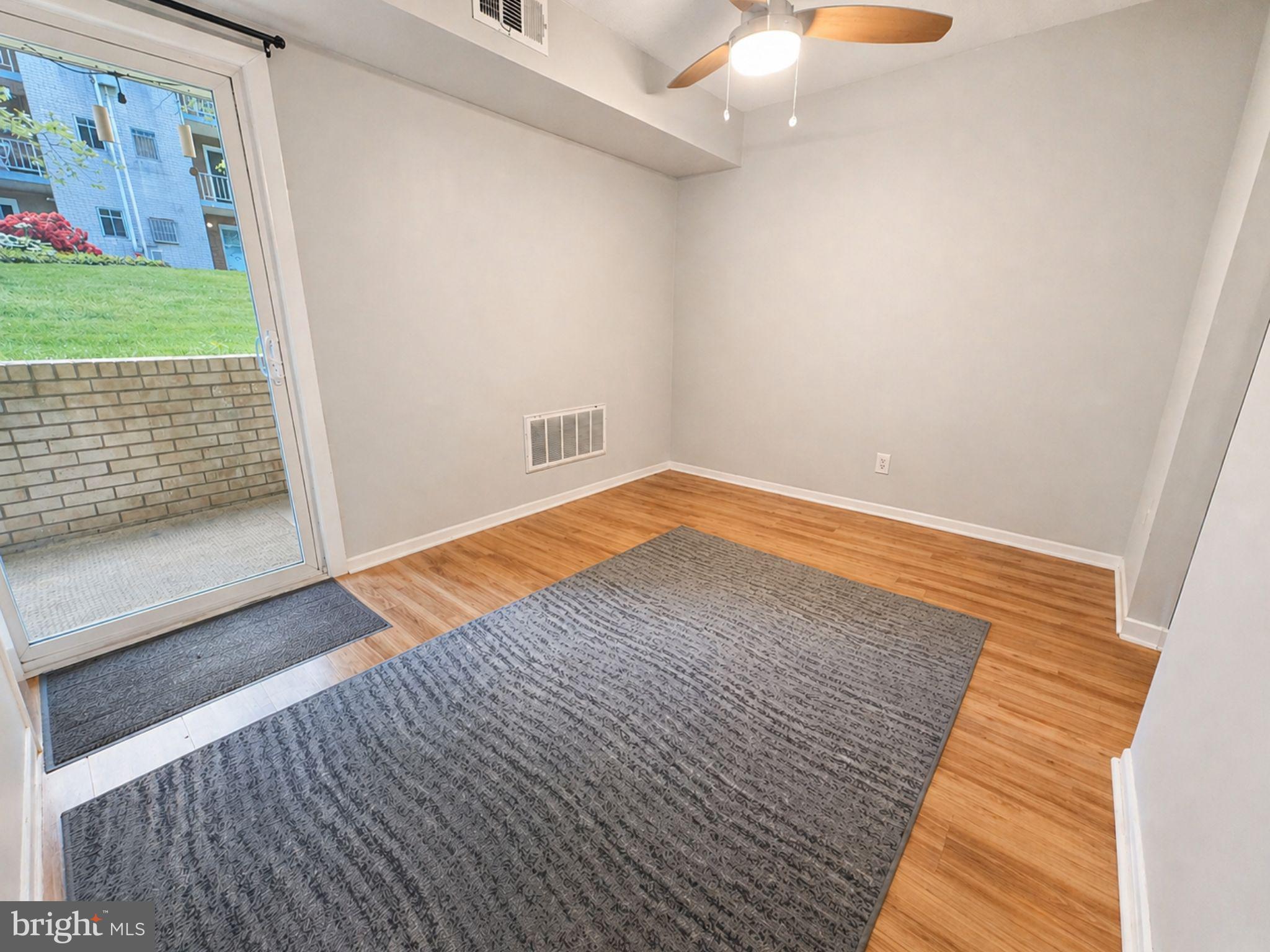 7 ROCKFORD ROAD UNIT F1