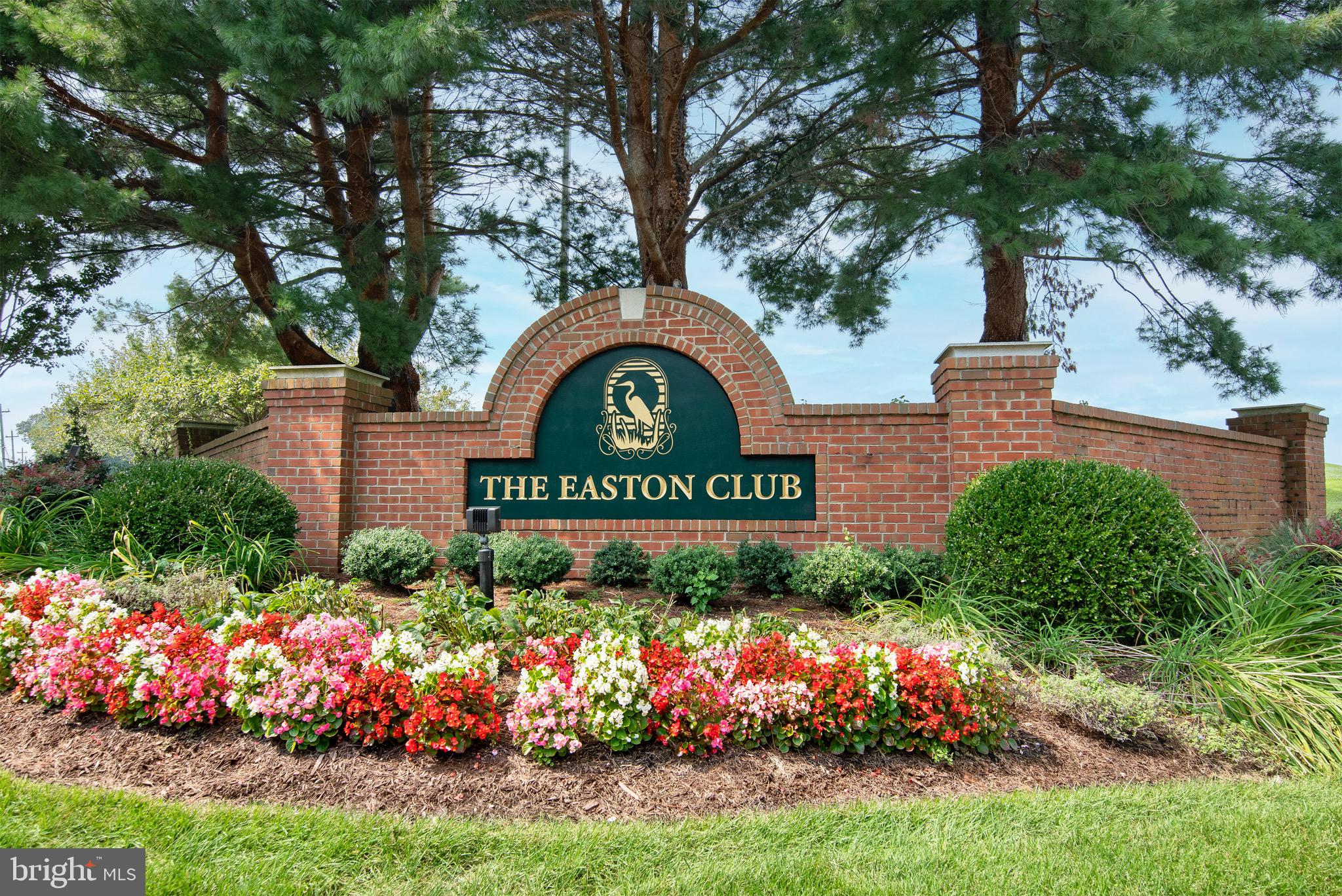 EASTON CLUB - Residential