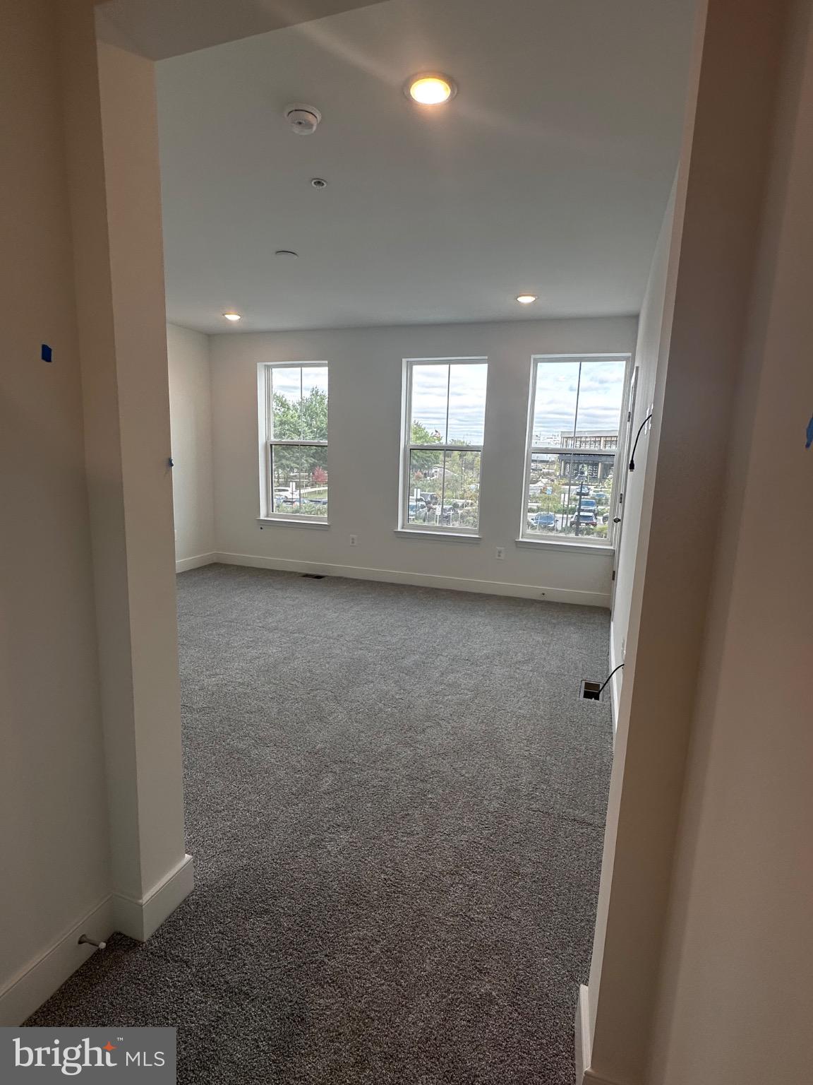 STADIUM AREA - Residential Lease