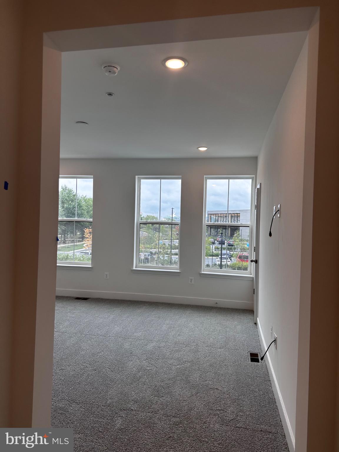 STADIUM AREA - Residential Lease