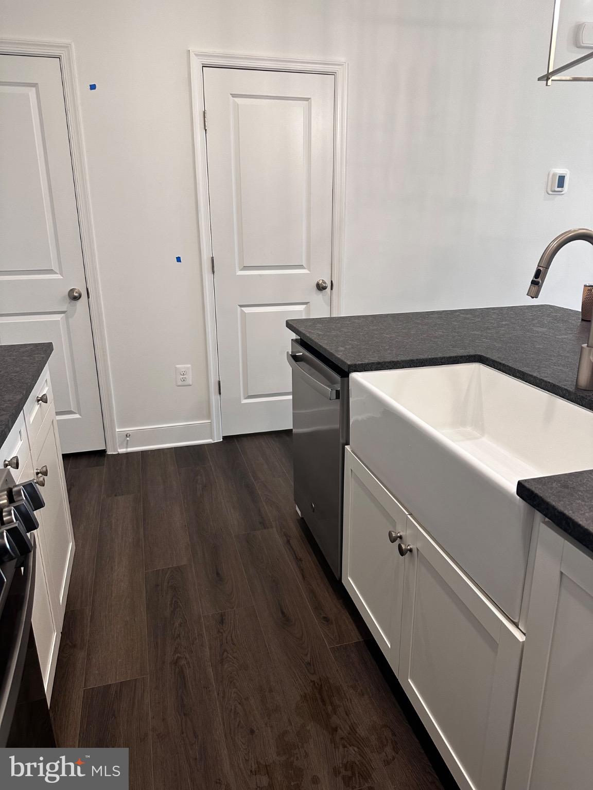 STADIUM AREA - Residential Lease