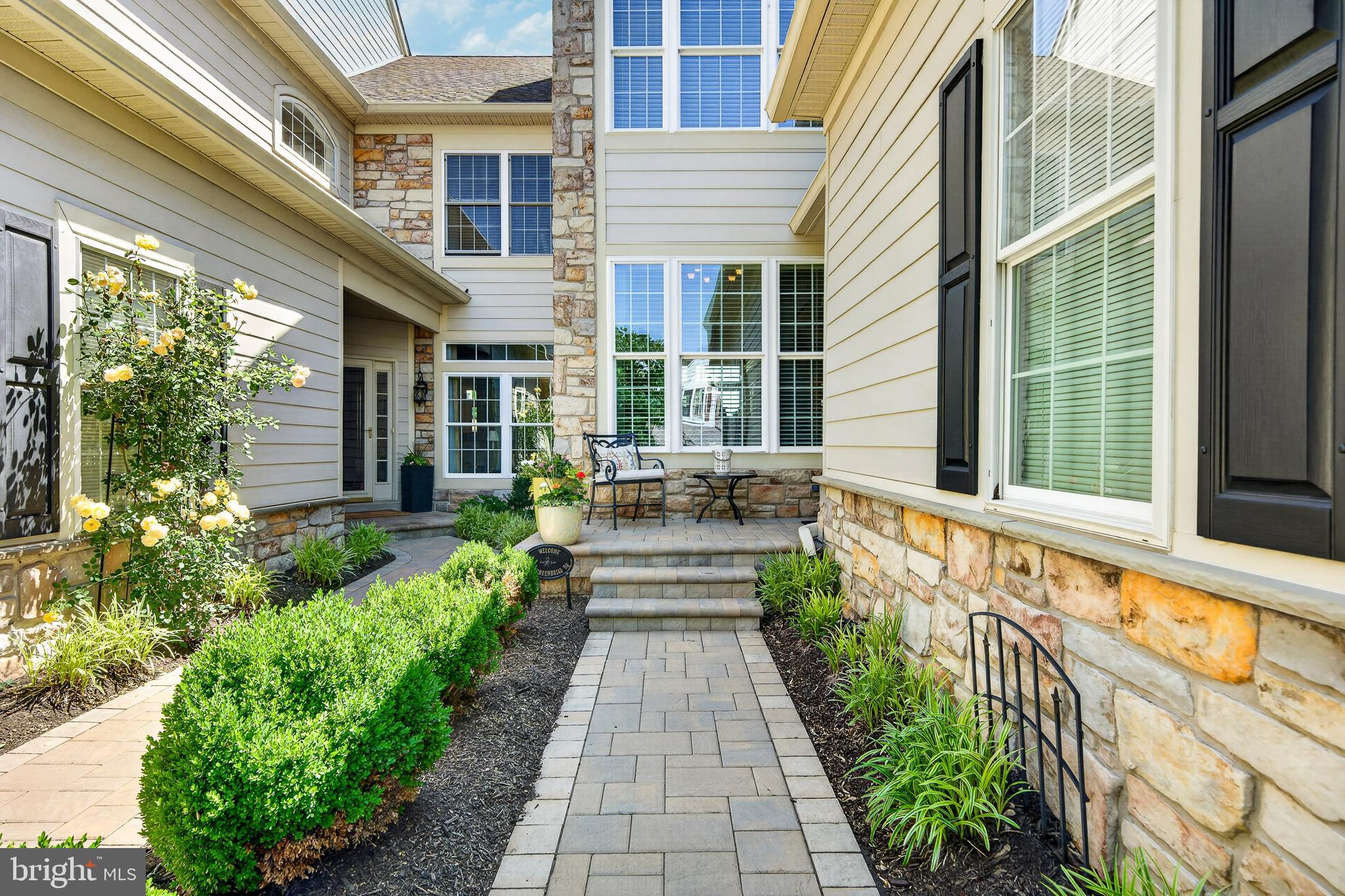 304 GREENBRIAR DRIVE