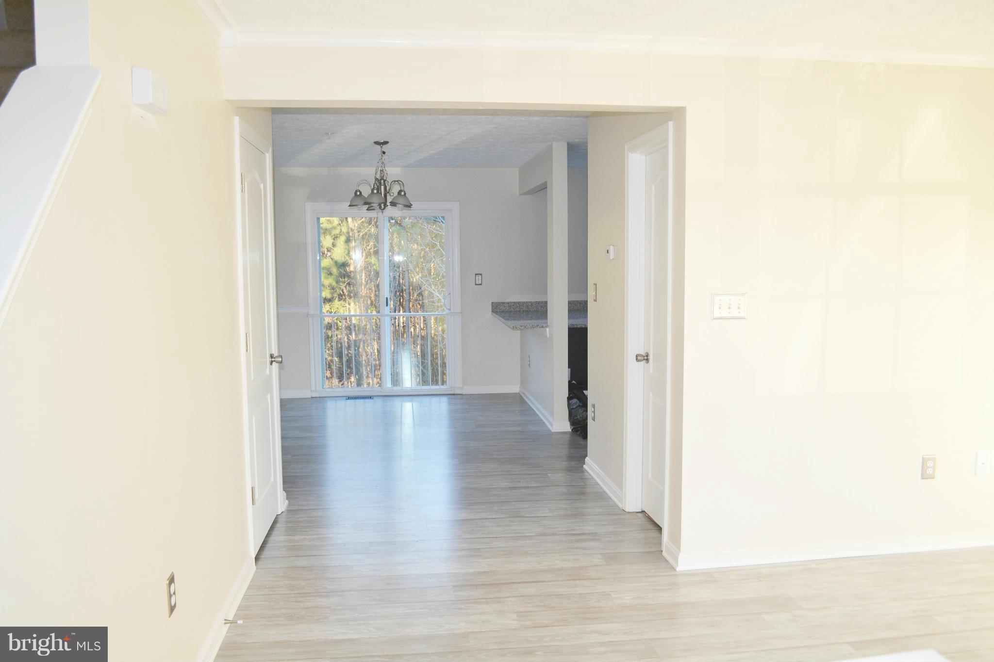 LAUREL GLEN - Residential Lease