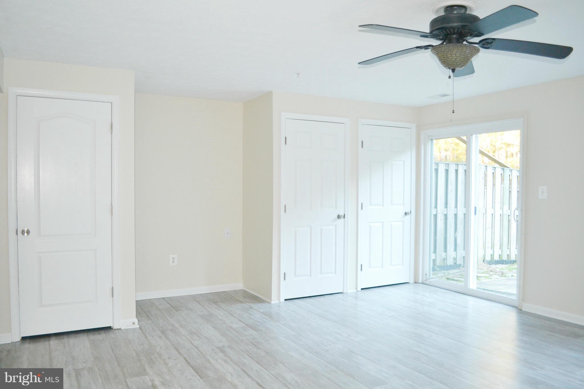 LAUREL GLEN - Residential Lease