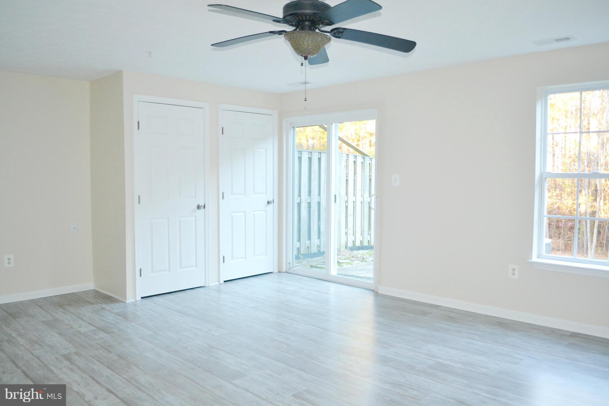 LAUREL GLEN - Residential Lease