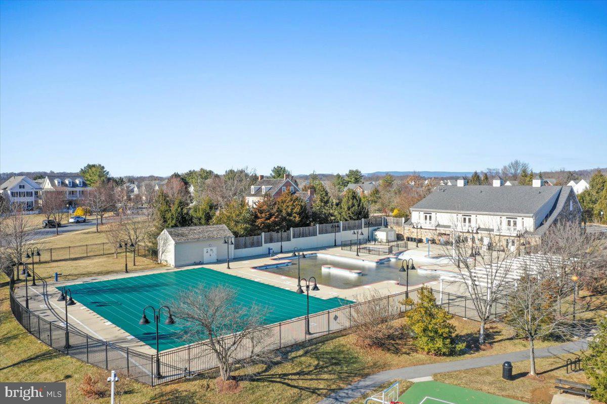 VILLAGES OF URBANA - Residential